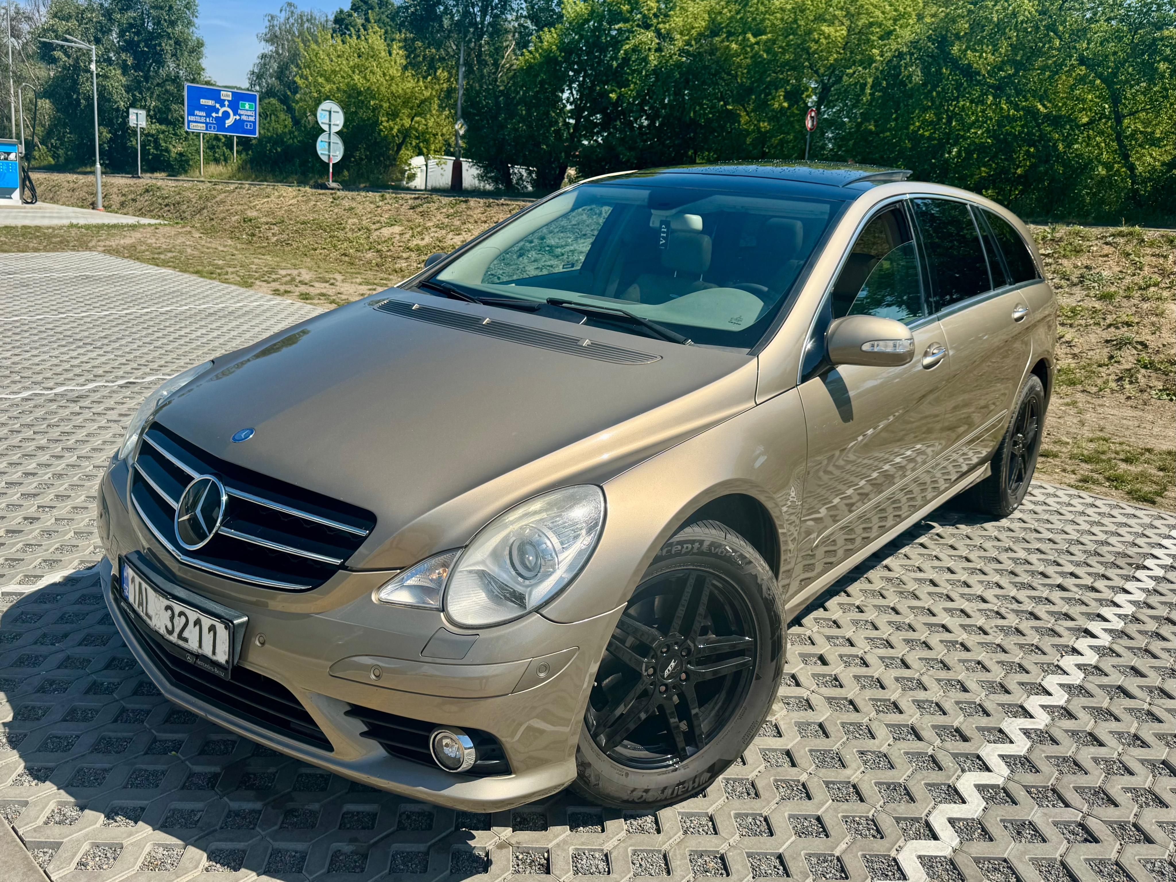 Mercedes-Benz Třídy R, 350CDi L 4Matic Panorama.