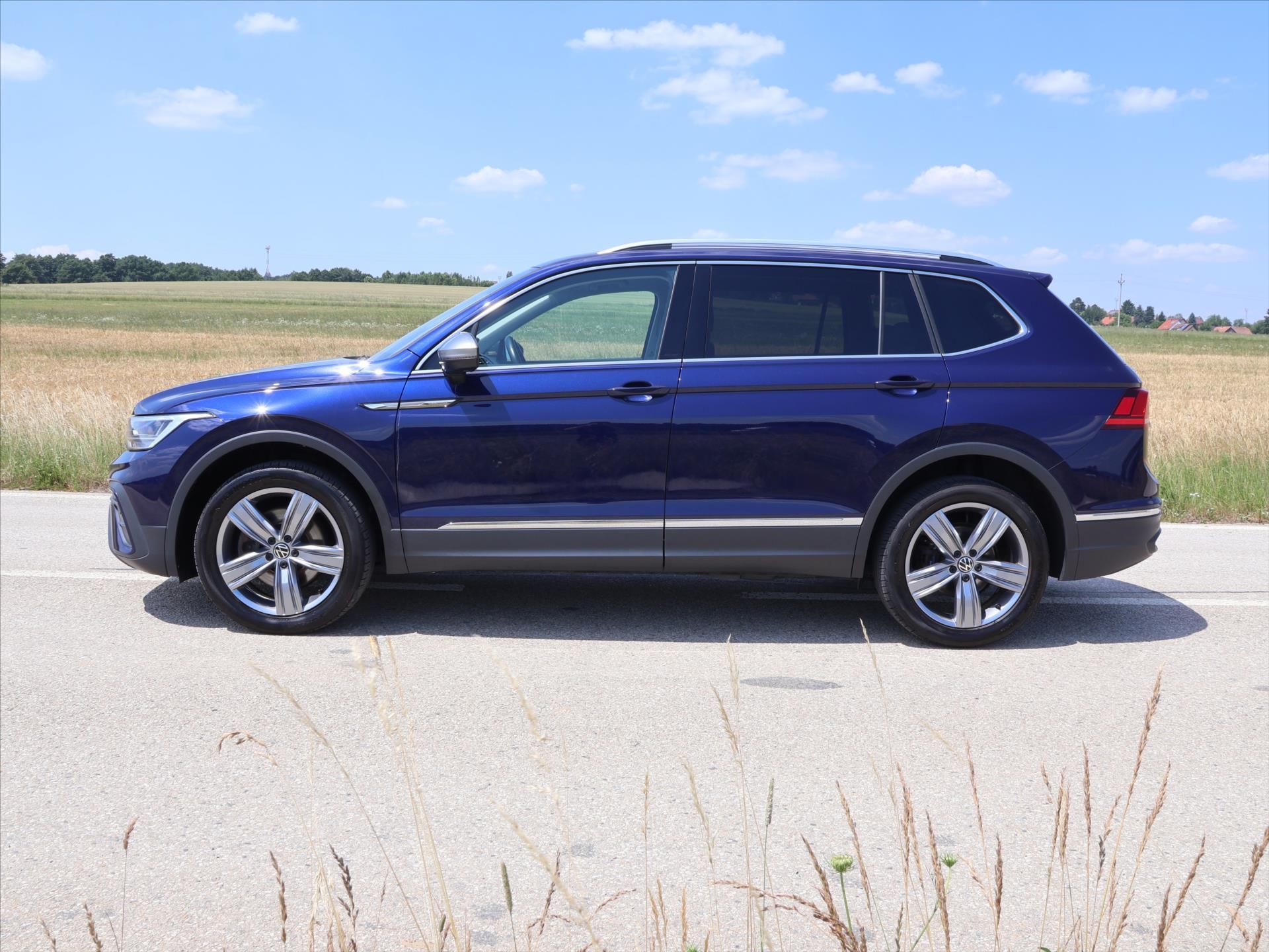 Volkswagen Tiguan Allspace, 2,0 TSI 140kw 4motion DPH TZ - fotka 4