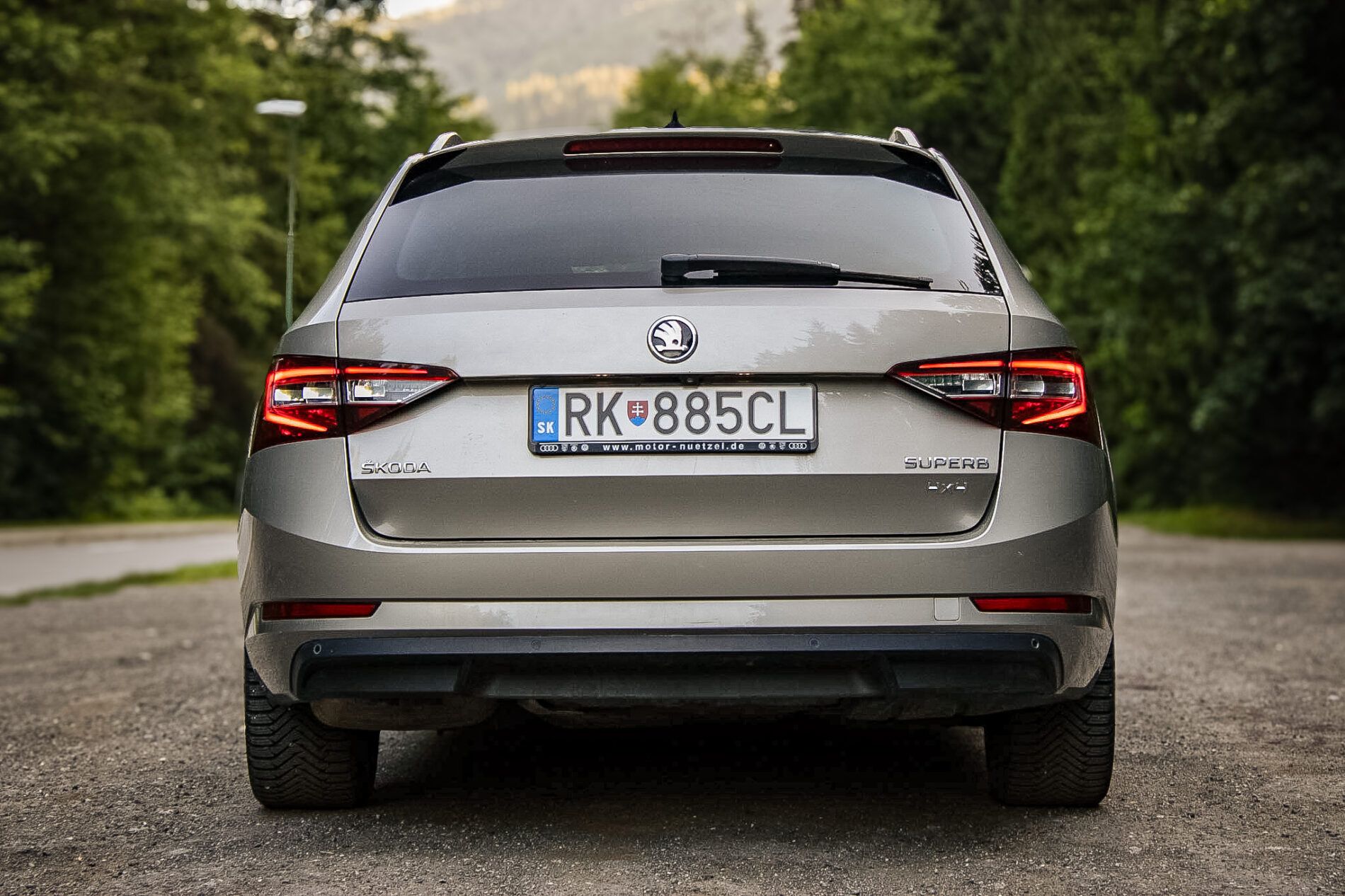 Škoda Superb - fotka 6