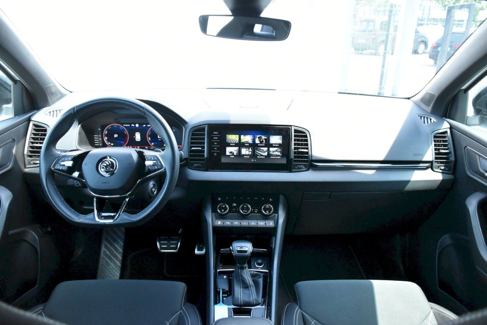 Škoda Karoq, Sportline Exclusive 1.5 TSI 11 - fotka 5