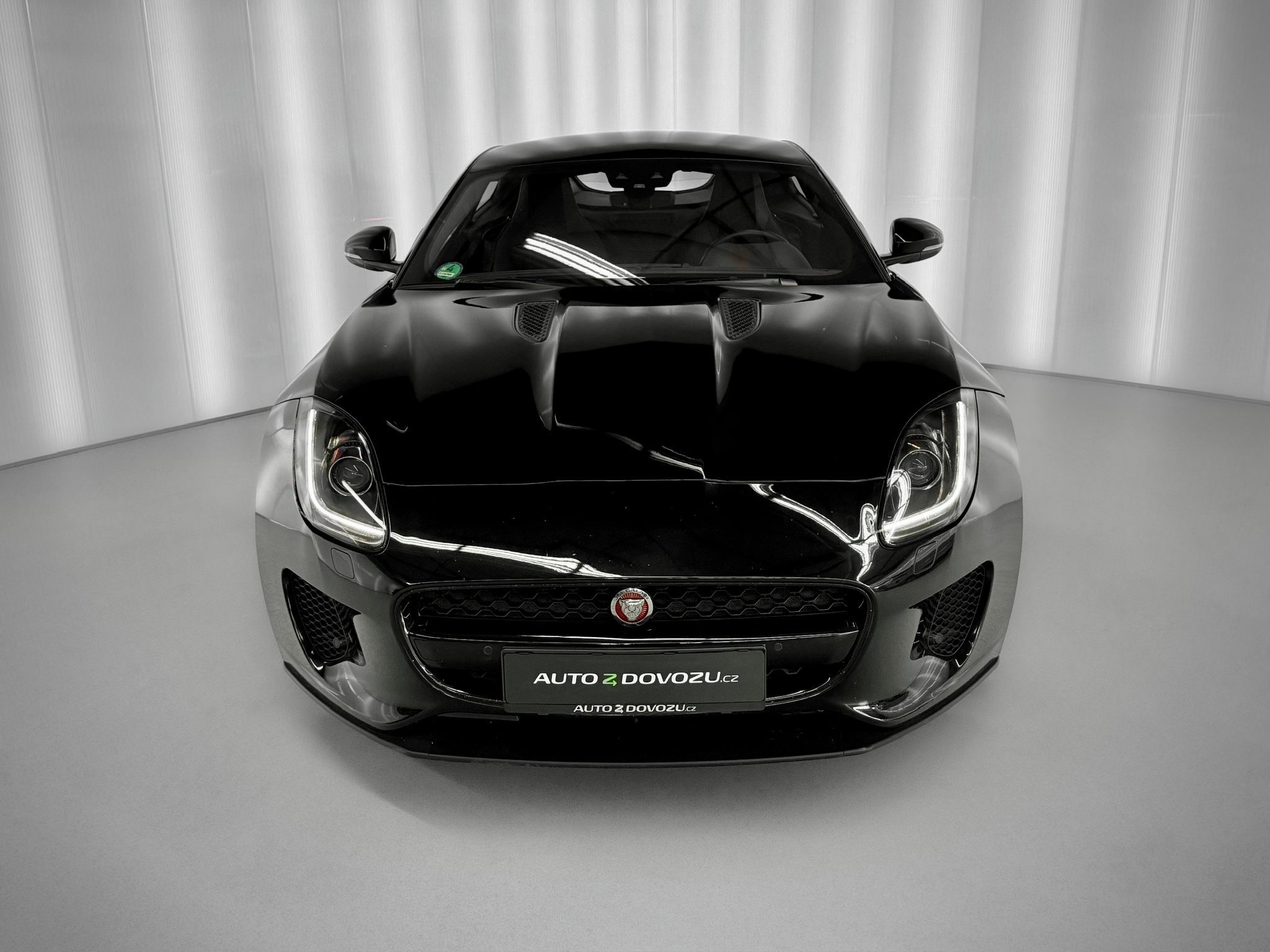 Jaguar F-Type, V6 250KW COUPE 8AT - fotka 3