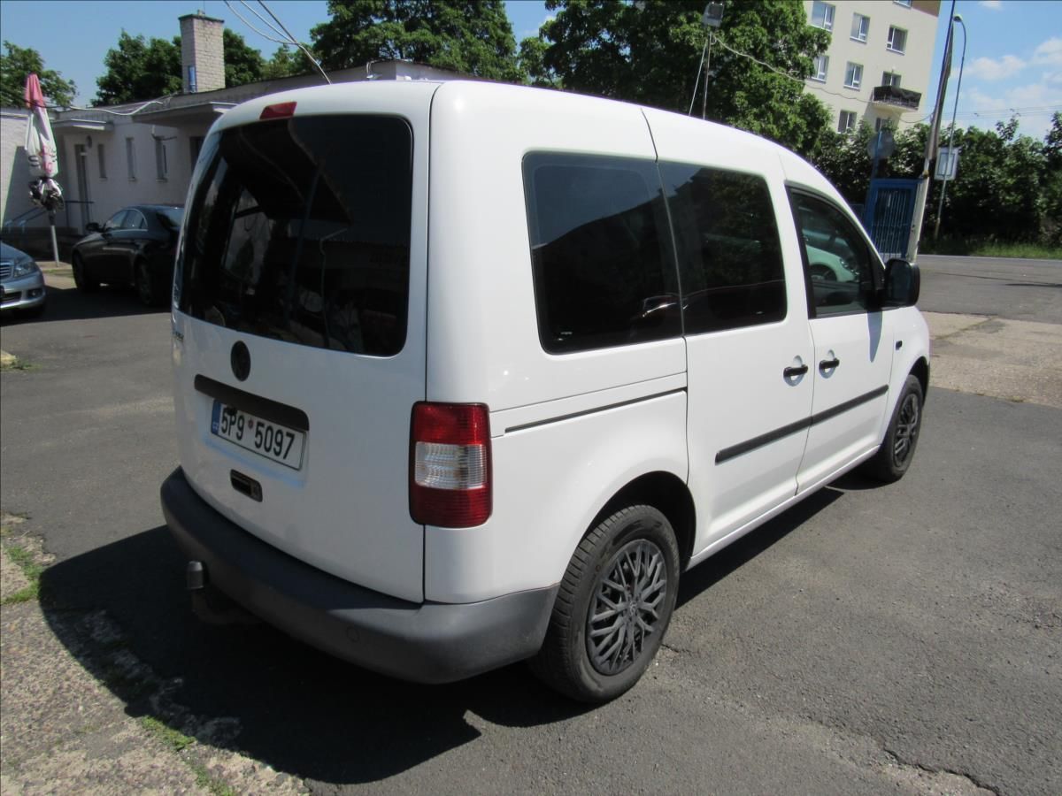 Volkswagen Caddy, 1,9 TDi 77kW 5 míst - fotka 6