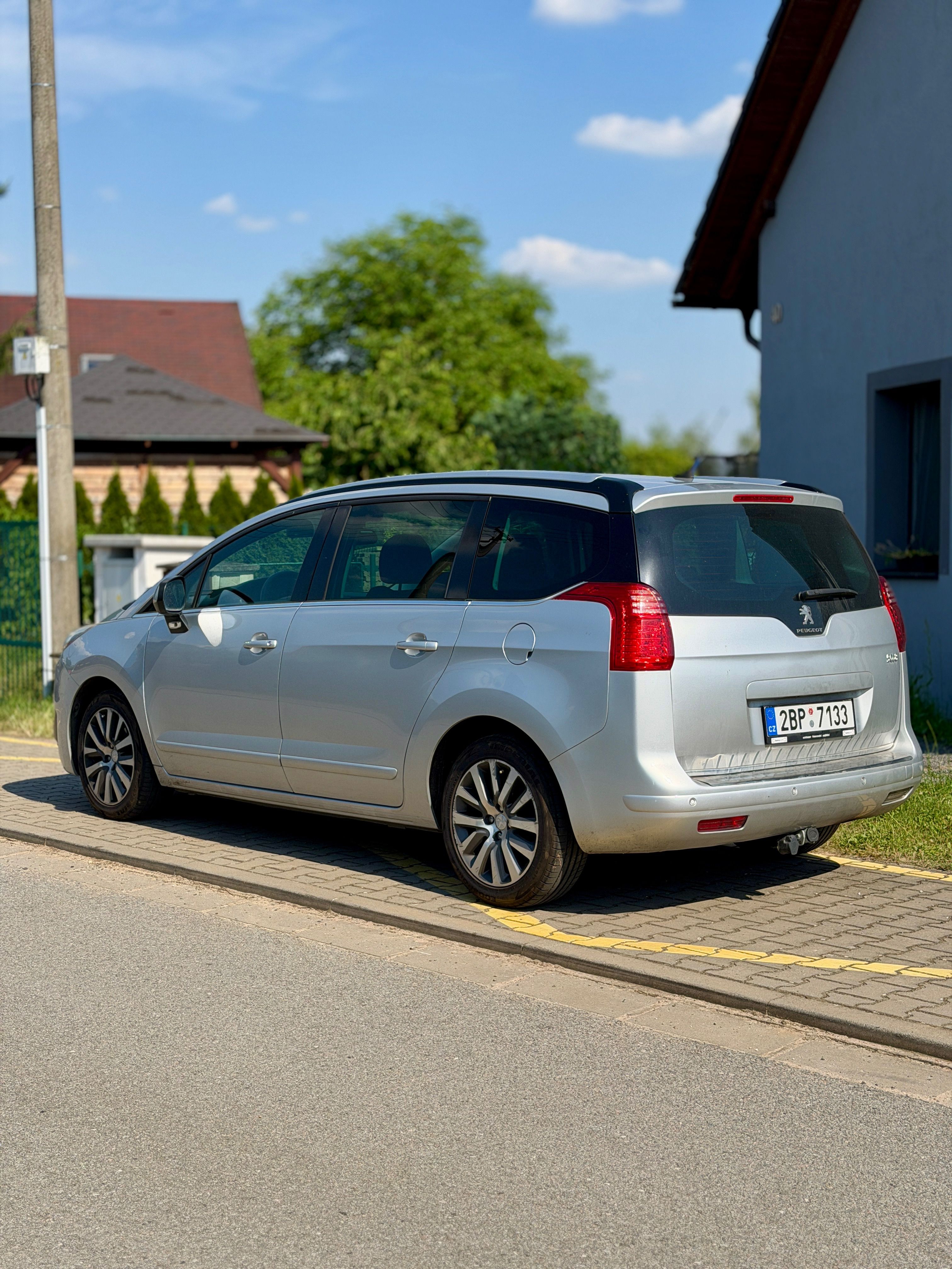 Peugeot 5008, 2.0HDi Automat komplet servis - fotka 4