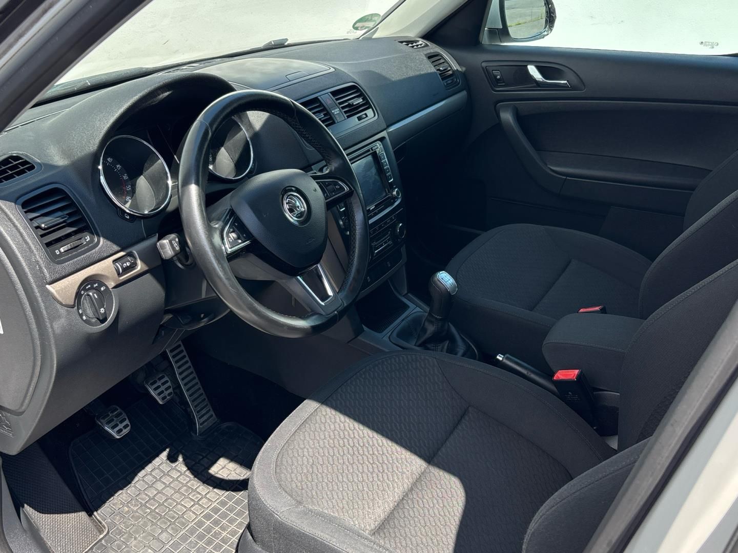 Škoda Yeti, 1.6 TDI / 77 kW ELEGANCE OUTDO - fotka 6