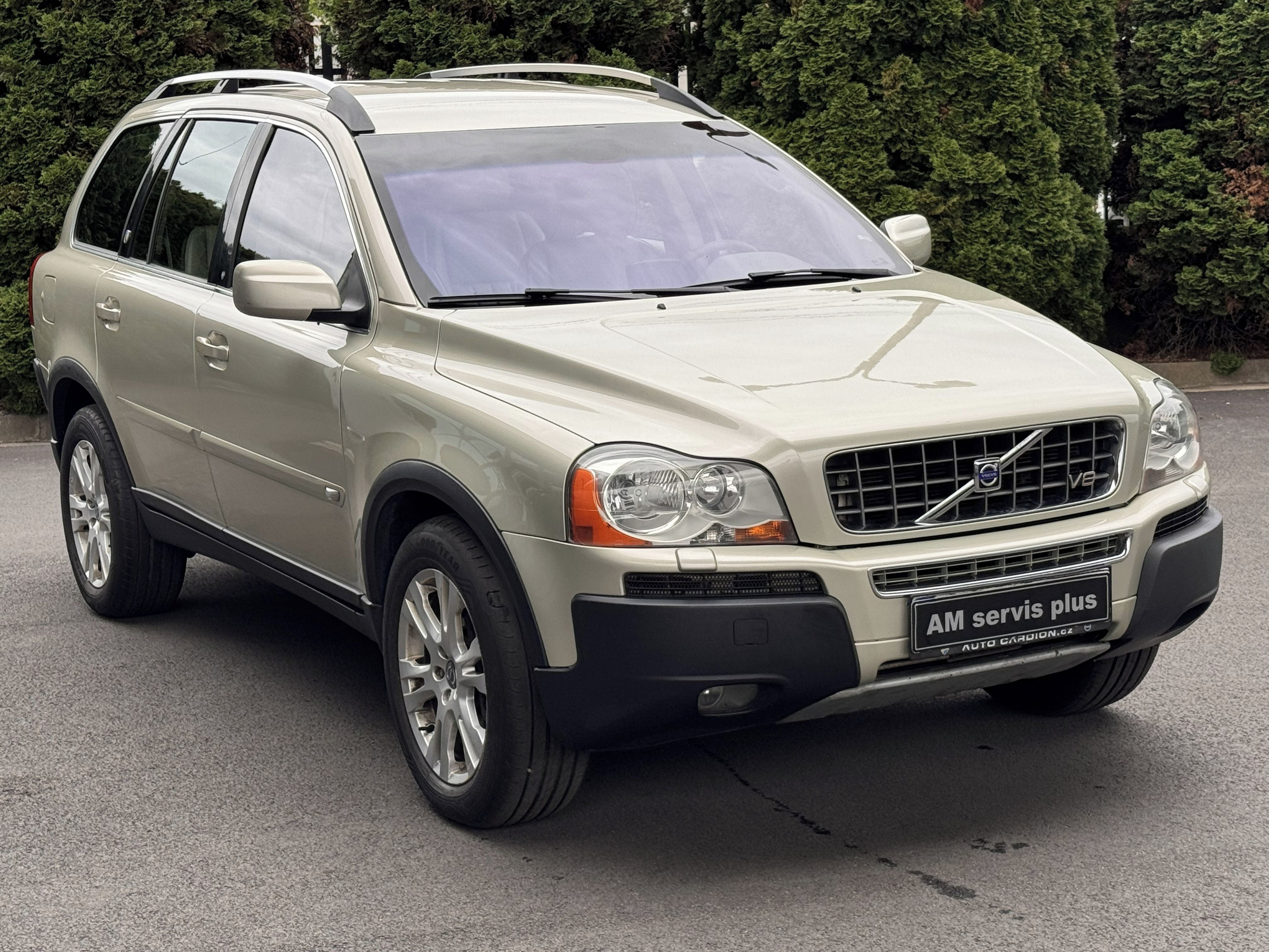 Volvo XC90, 4.4 V8 - fotka 4