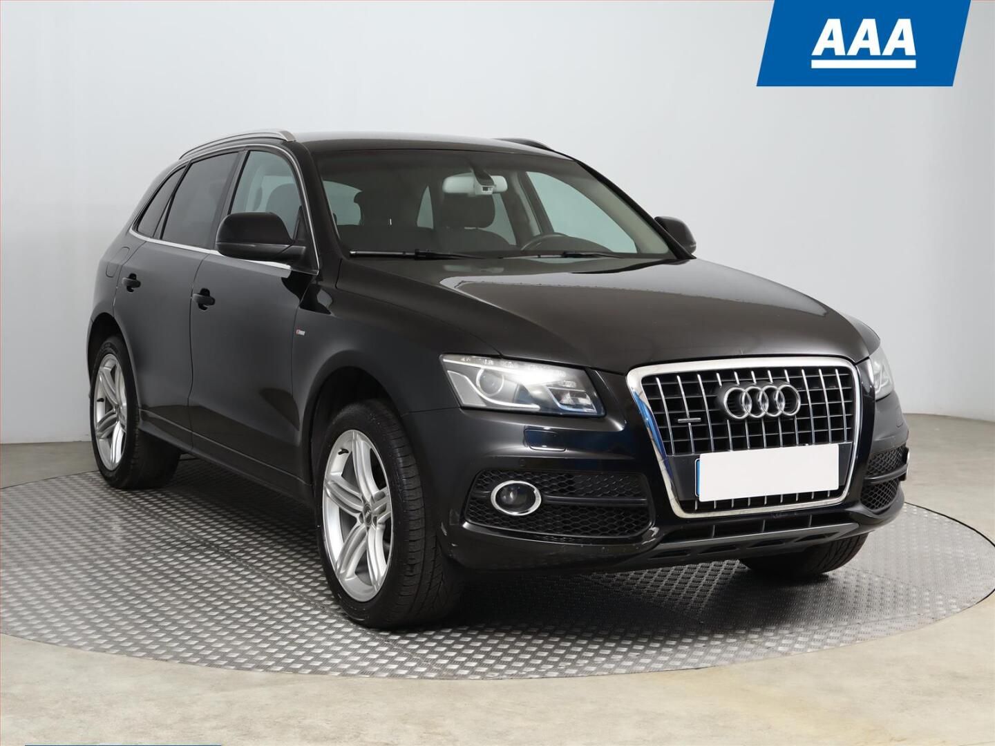 Audi Q5, 2.0 TDI, 4X4, Serv.kniha