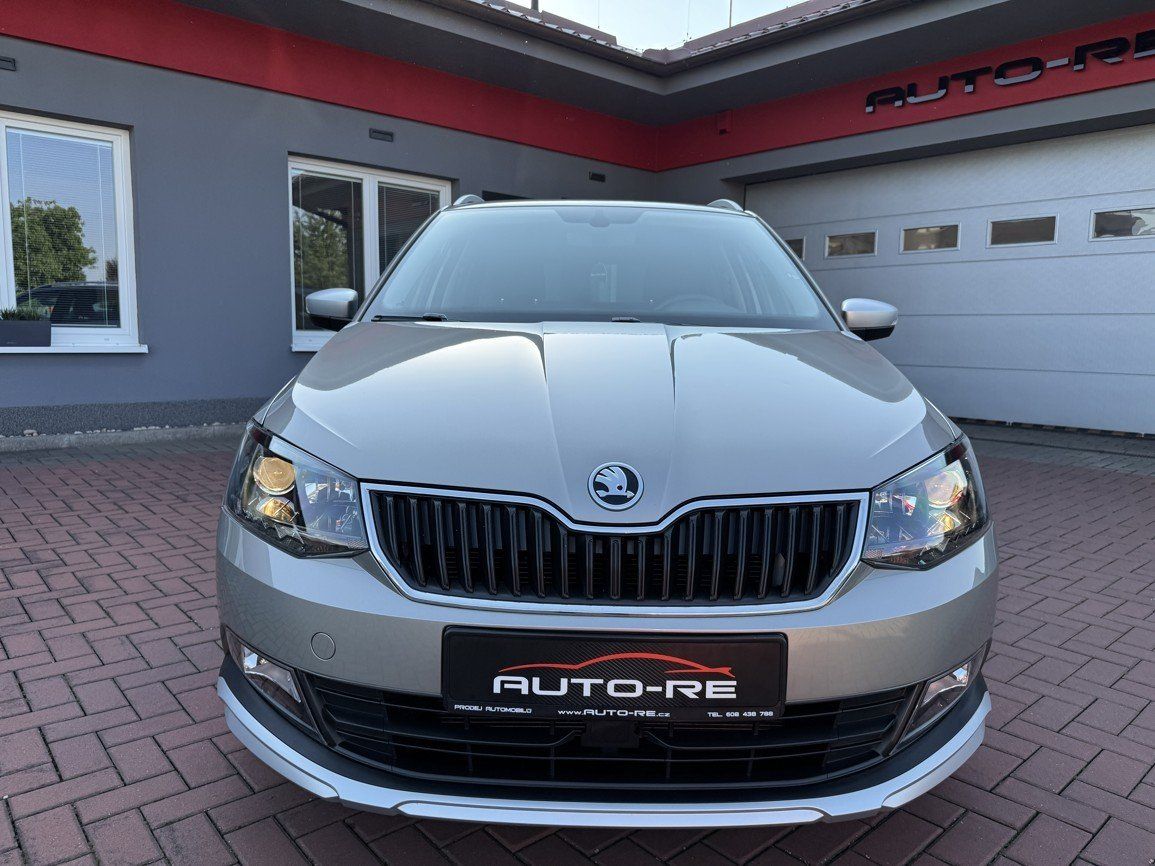 Škoda Fabia, 1.2TSi Scout Digi Klima - fotka 5