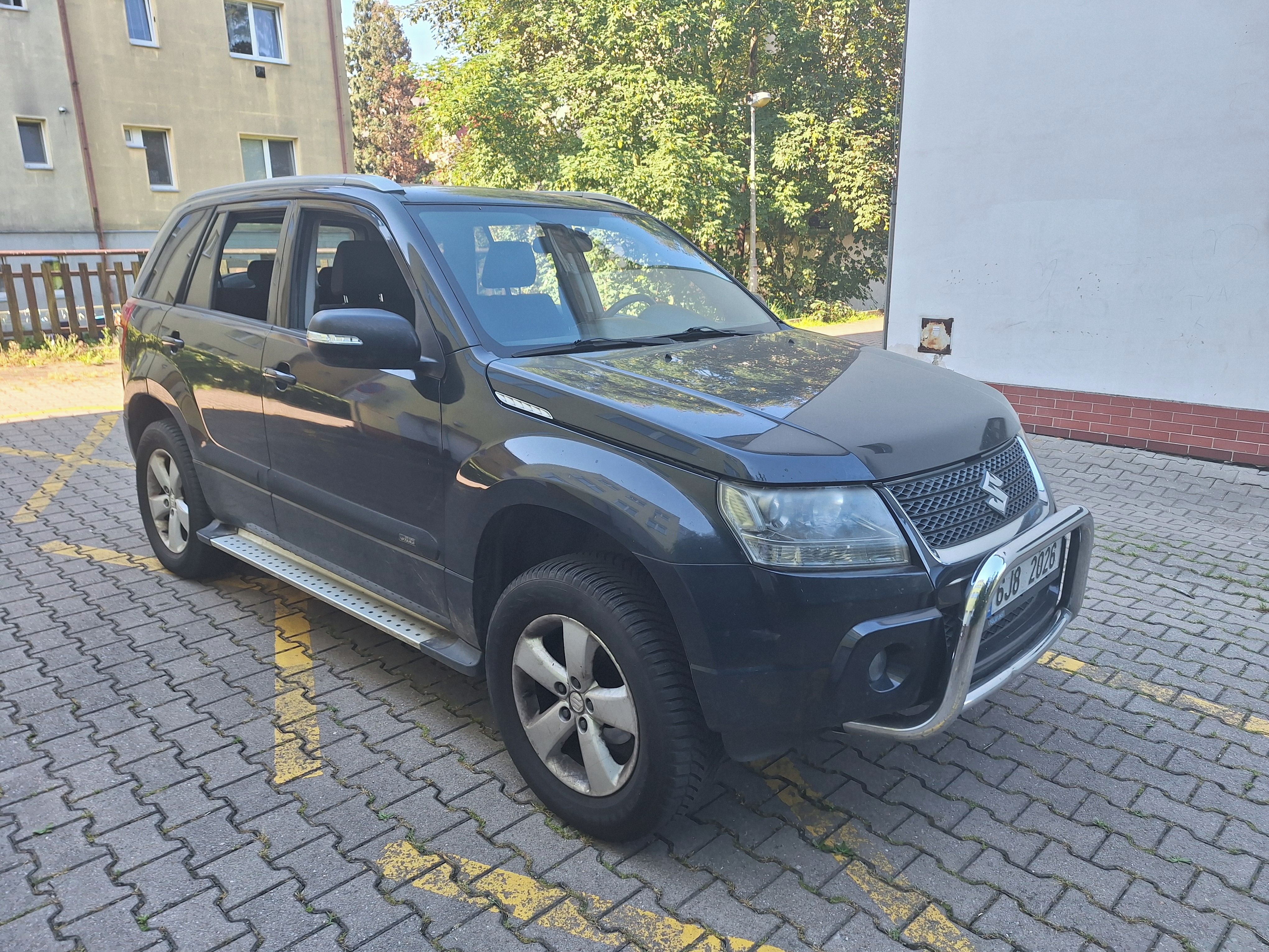 Suzuki Grand Vitara, Suzuki Grand Vitara 2.4 benzin - fotka 3