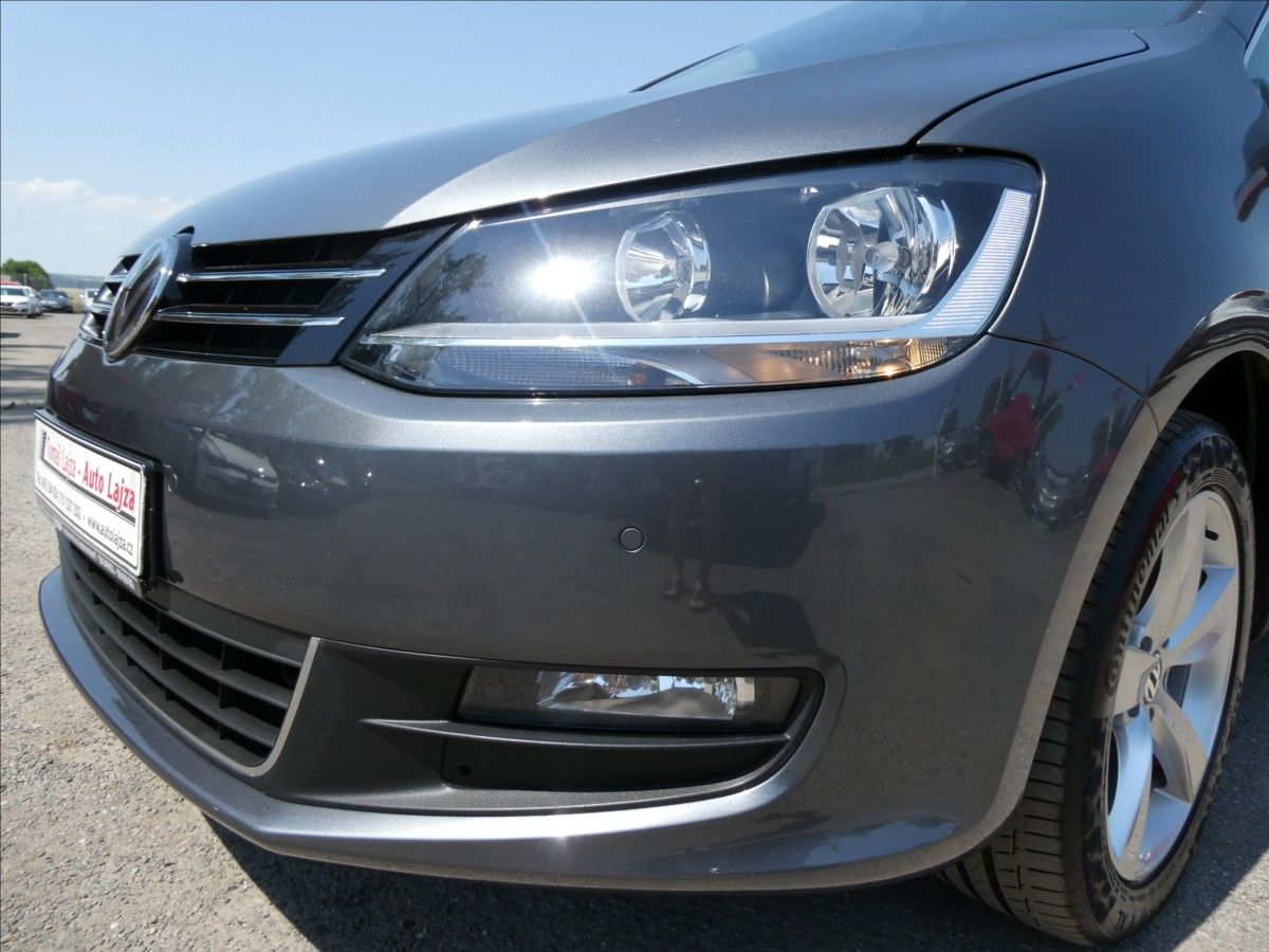 Volkswagen Sharan, 2,0 TDi 110kW webasto, 2x kola - fotka 4