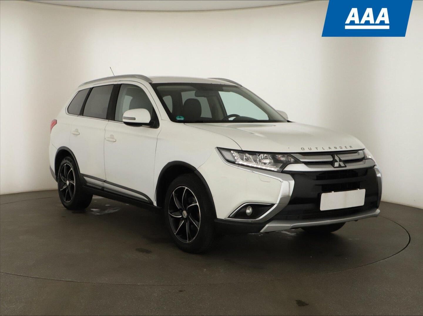 Mitsubishi Outlander, 2.2 DI-D, 4X4, 7 míst, Navi