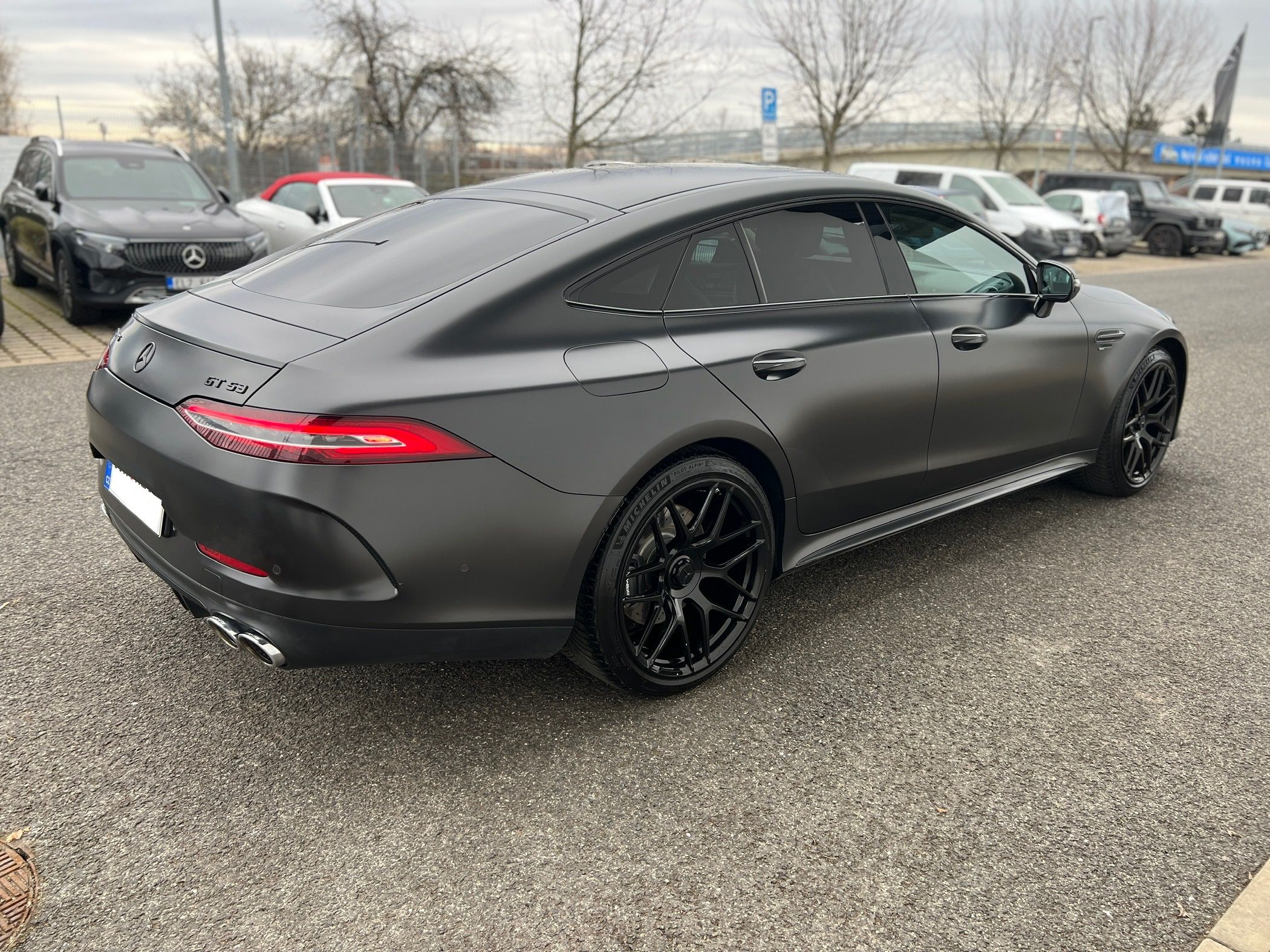 Mercedes-Benz AMG GT, 4MATIC+ - fotka 5