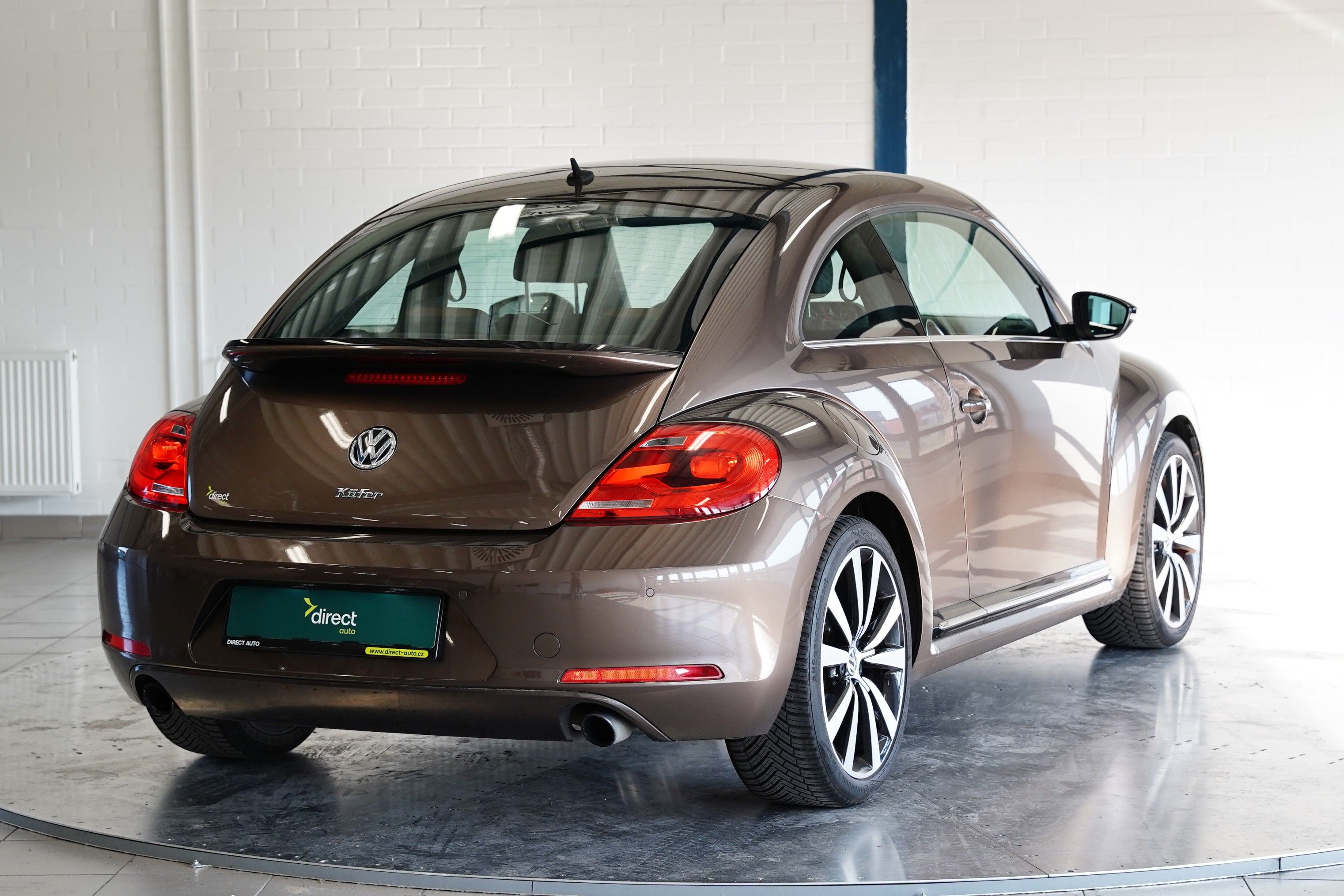 Volkswagen Beetle, 2.0 TSI 147 kW Exclusive Sport - fotka 2