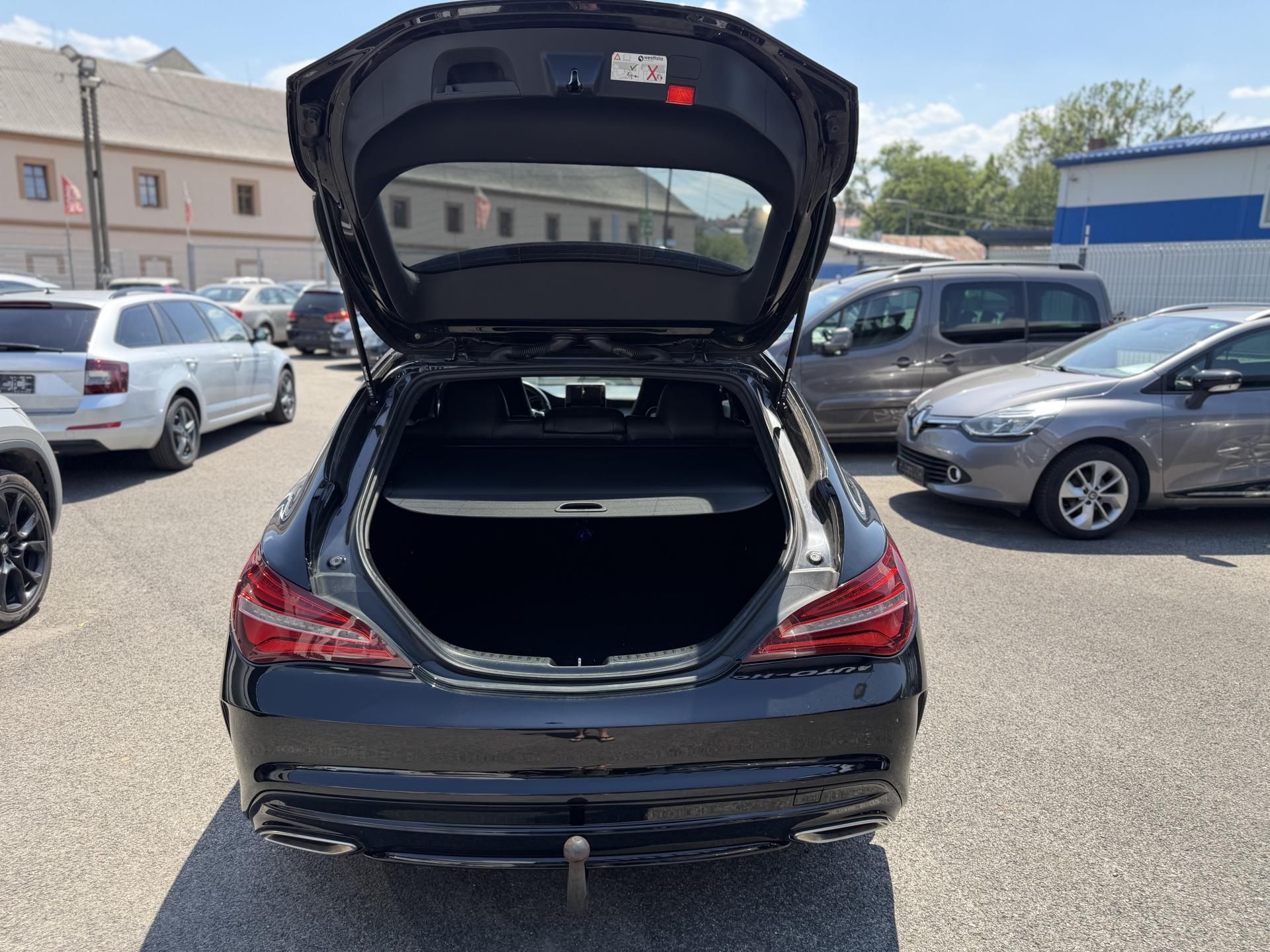Mercedes-Benz CLA, AMG-line - fotka 5
