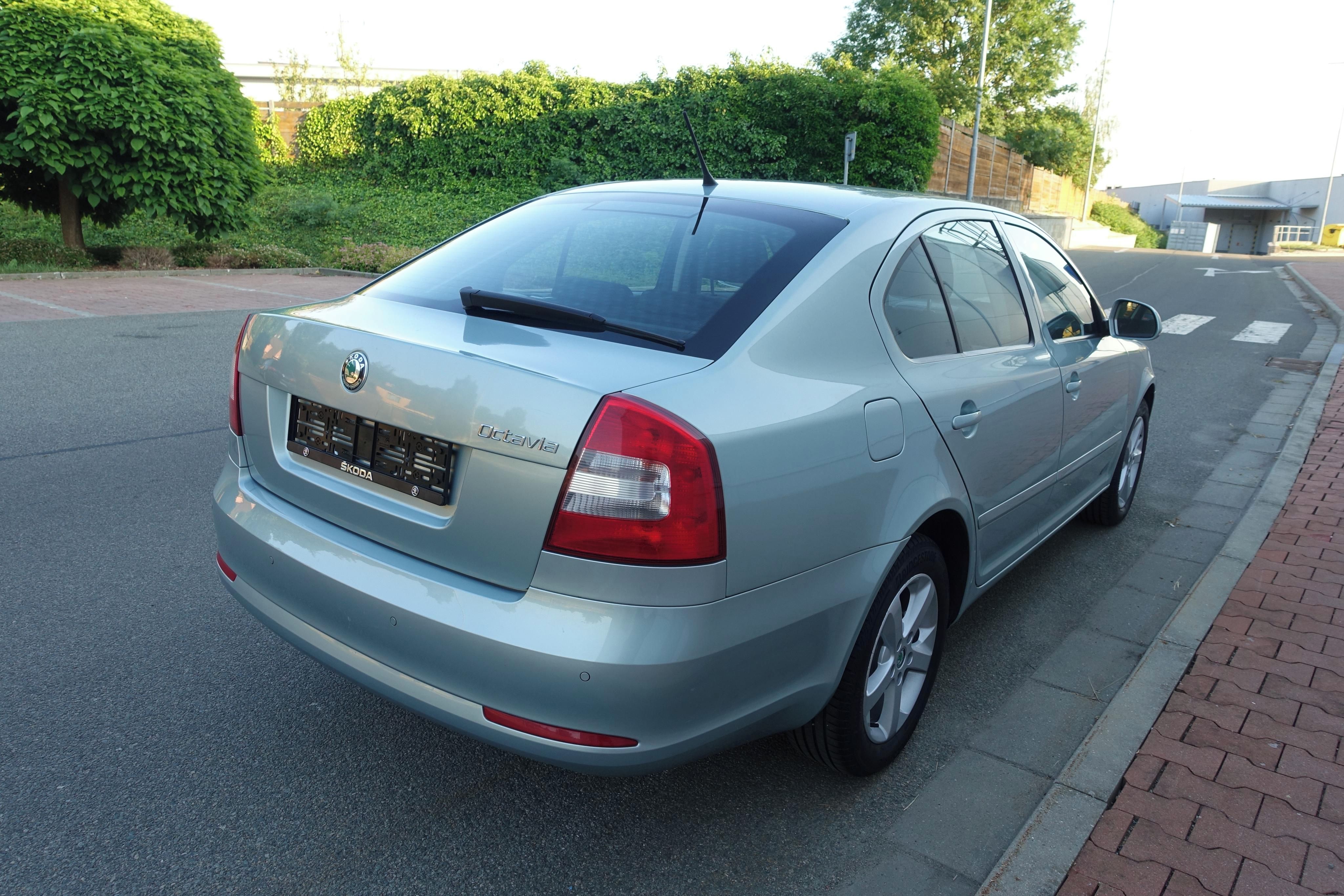 Škoda Octavia, 1.2 TSi garáž,výjmečný stav ! - fotka 4
