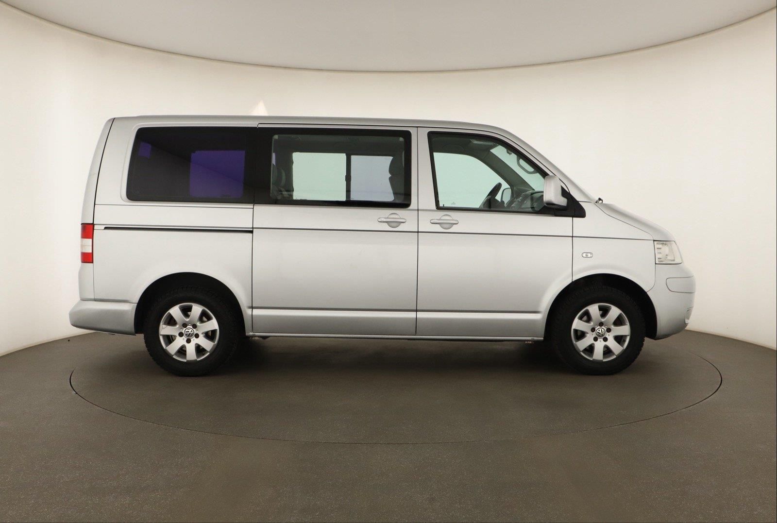 Volkswagen Multivan, 2.5 TDI, Klima, 1Maj, DPH - fotka 6