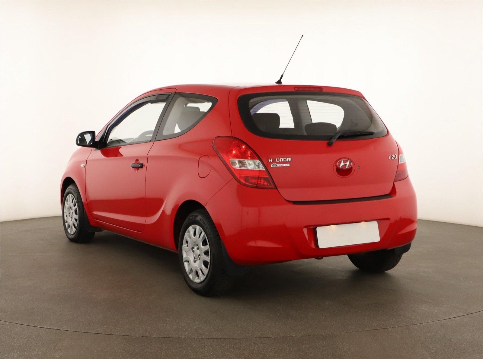Hyundai i20, 1.2, jezdí výborně - fotka 4