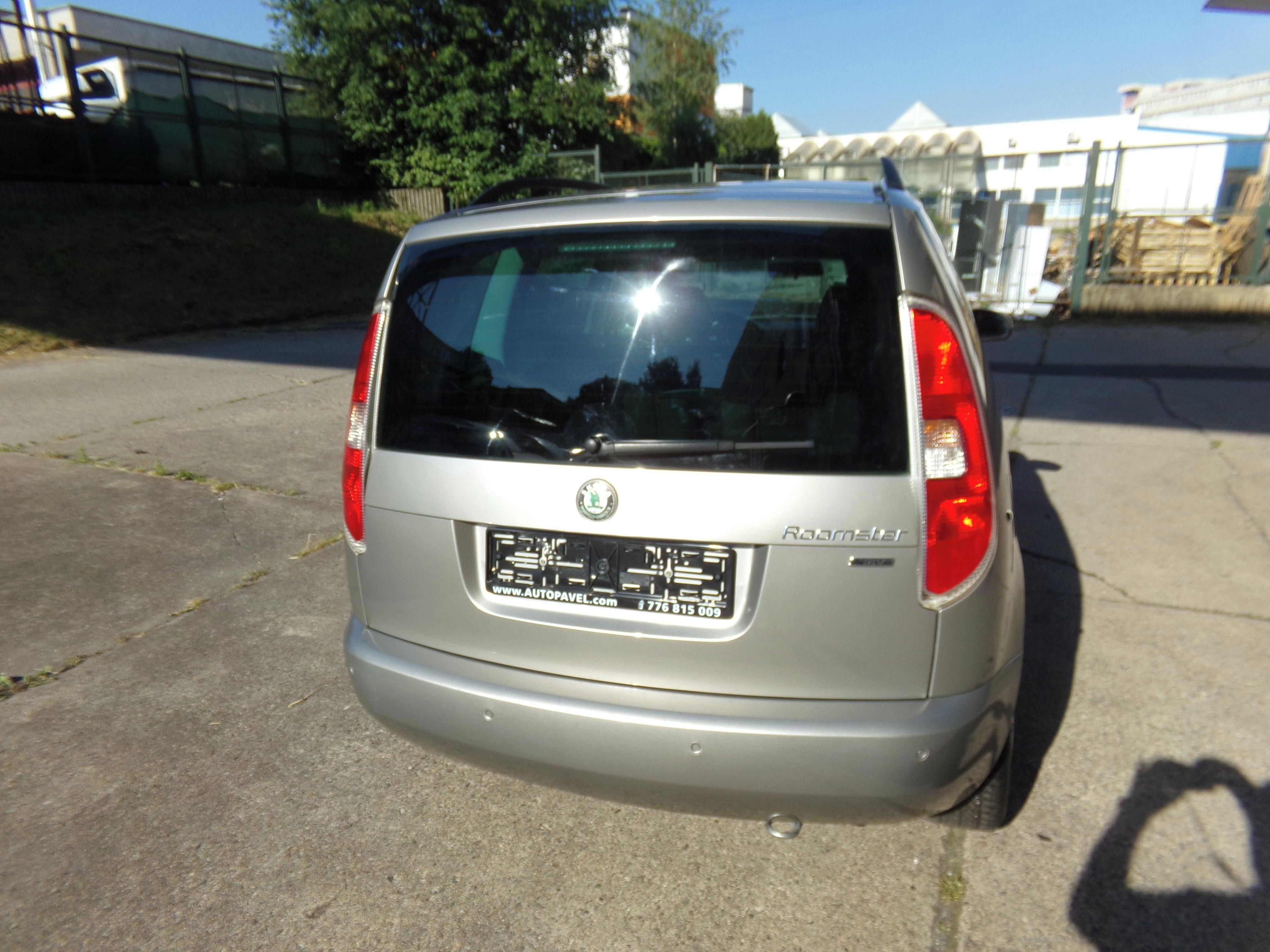 Škoda Roomster, 1.4 16V ELEGANCE - fotka 3