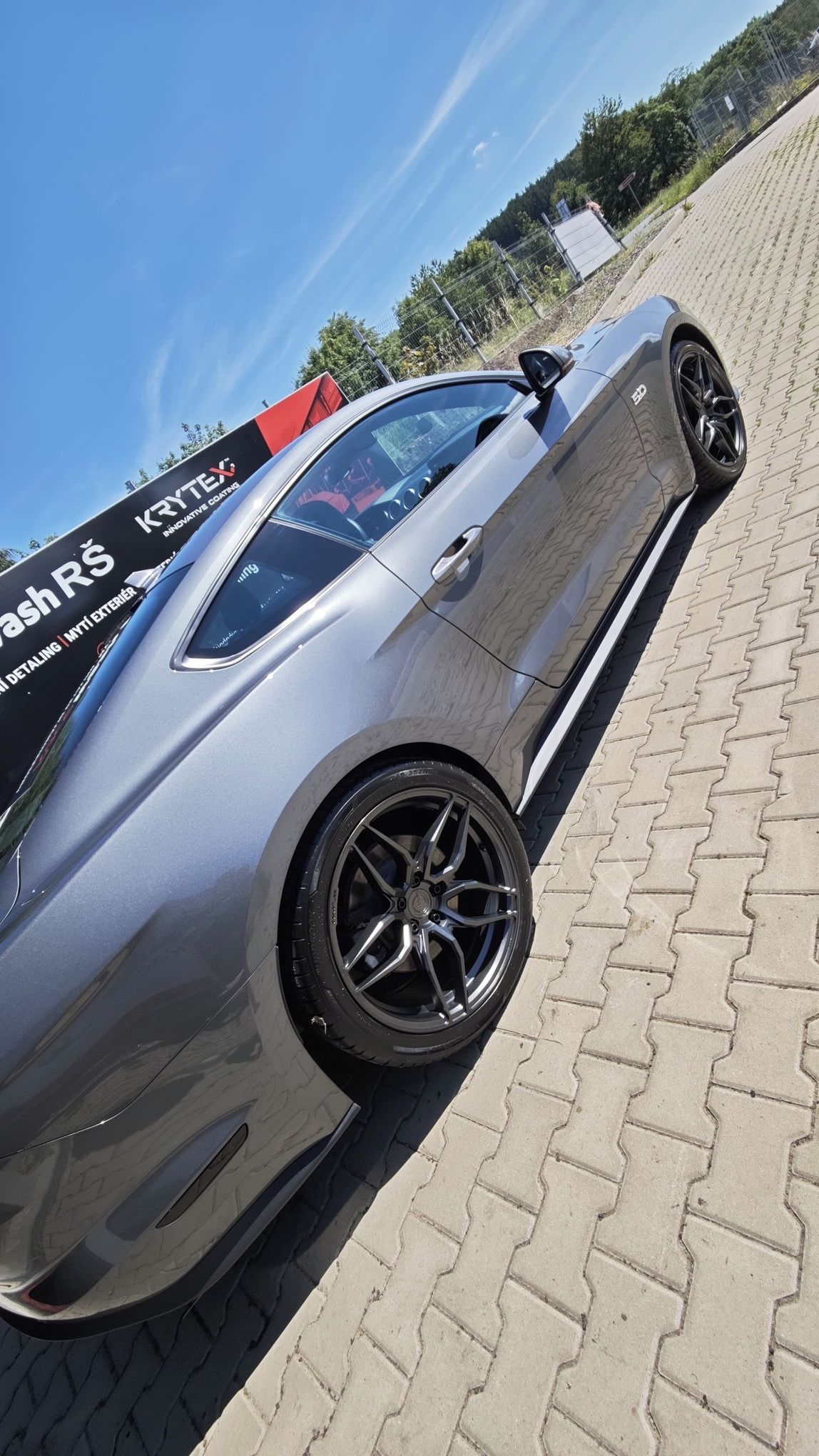 Ford Mustang, 5,0 GT - fotka 5