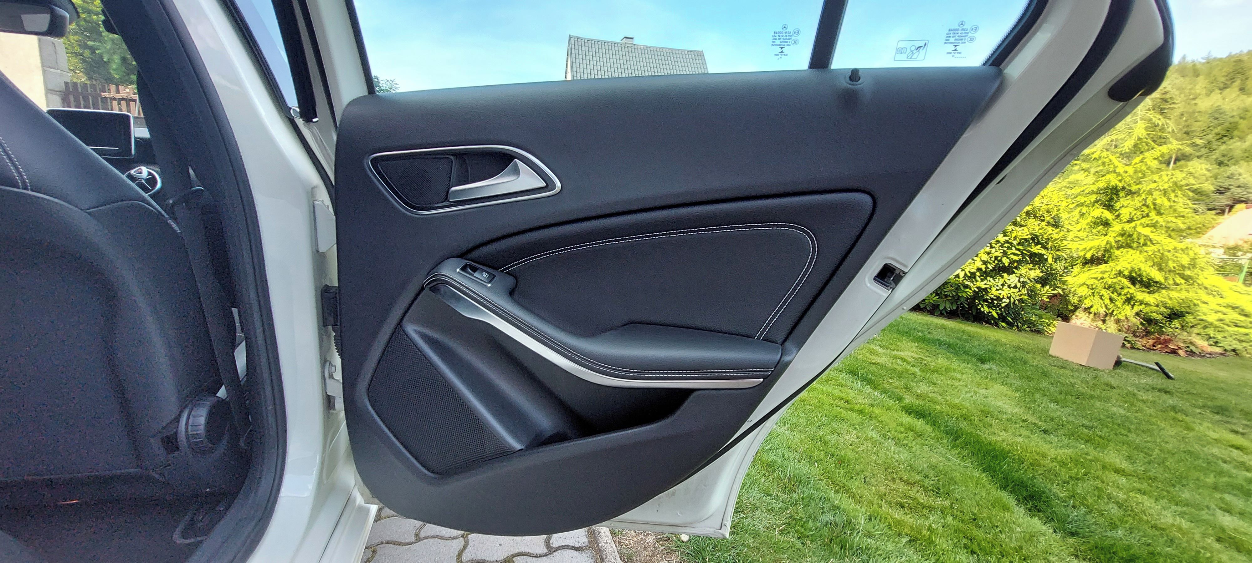 Mercedes-Benz Třídy A, A220 CDI 4MATIC - fotka 6