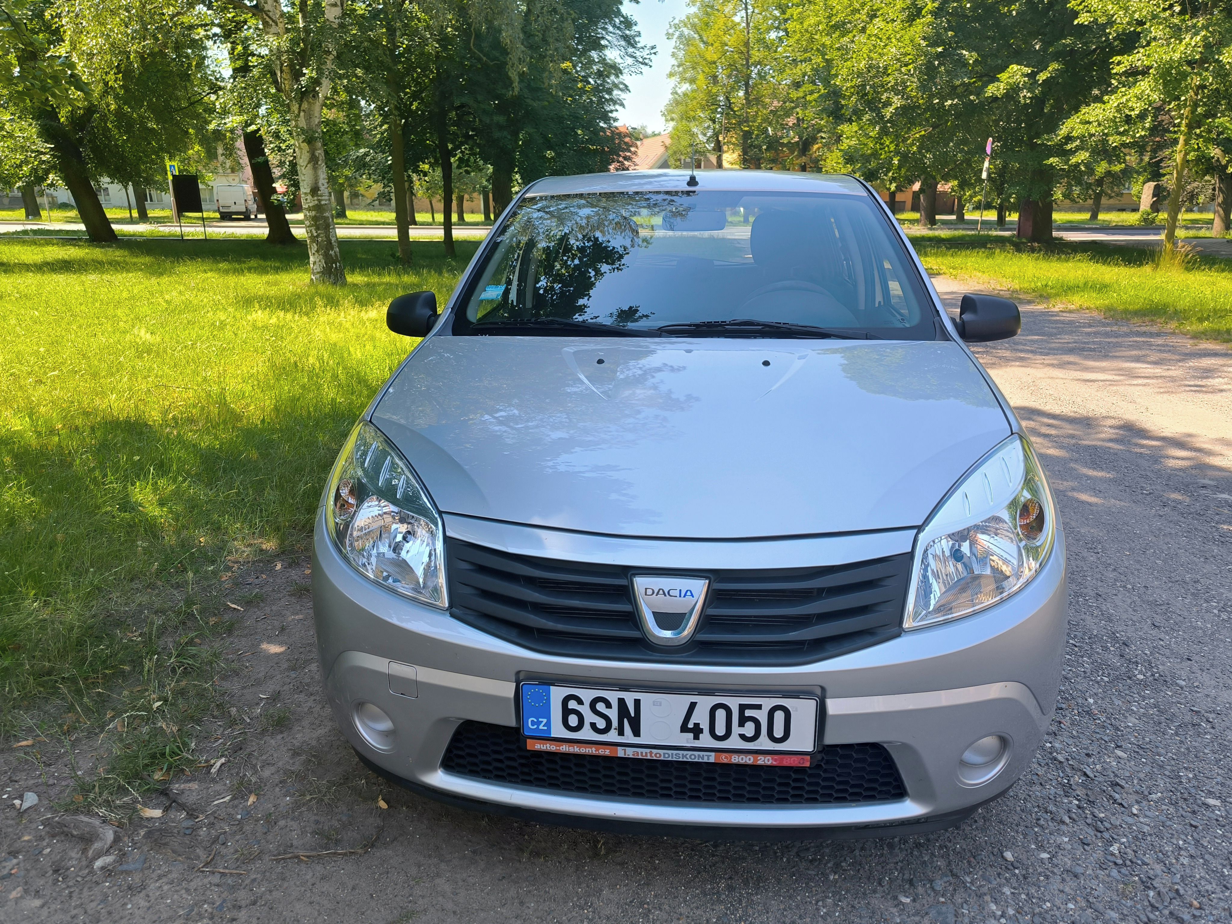 Dacia Sandero, 1.2 55 kW benzín 66 000 mm - fotka 2