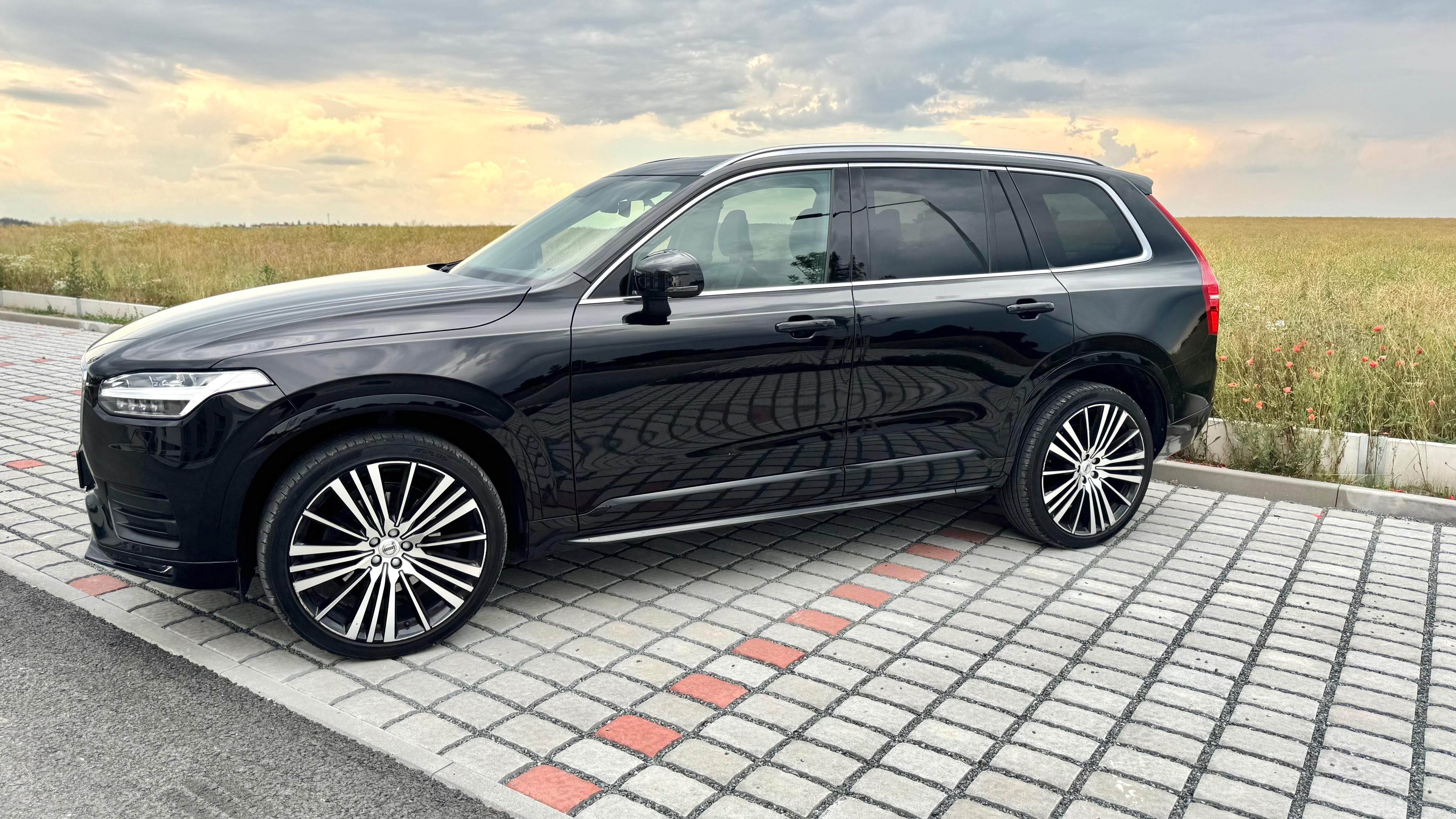 Volvo XC90, MomentumPro, Mild-Hybrid, AWD - fotka 3