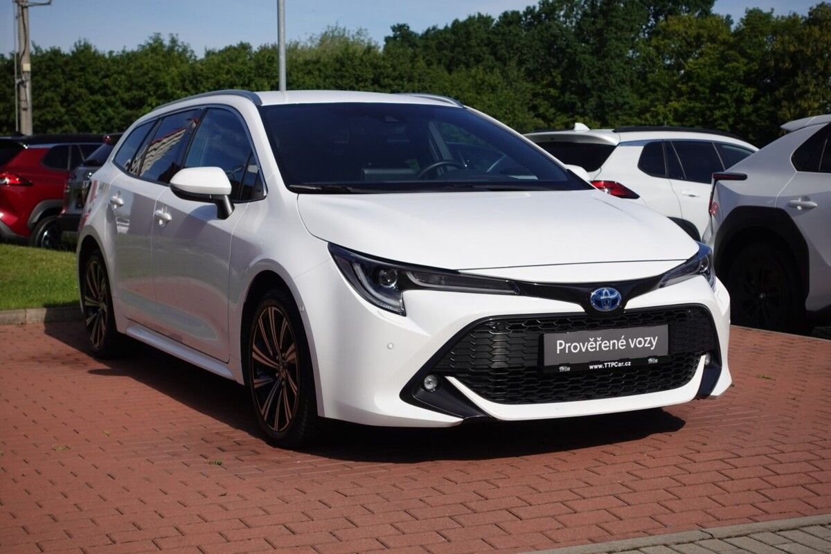Toyota Corolla, 1.8HEV CVT  Comfort Style Tech - fotka 3