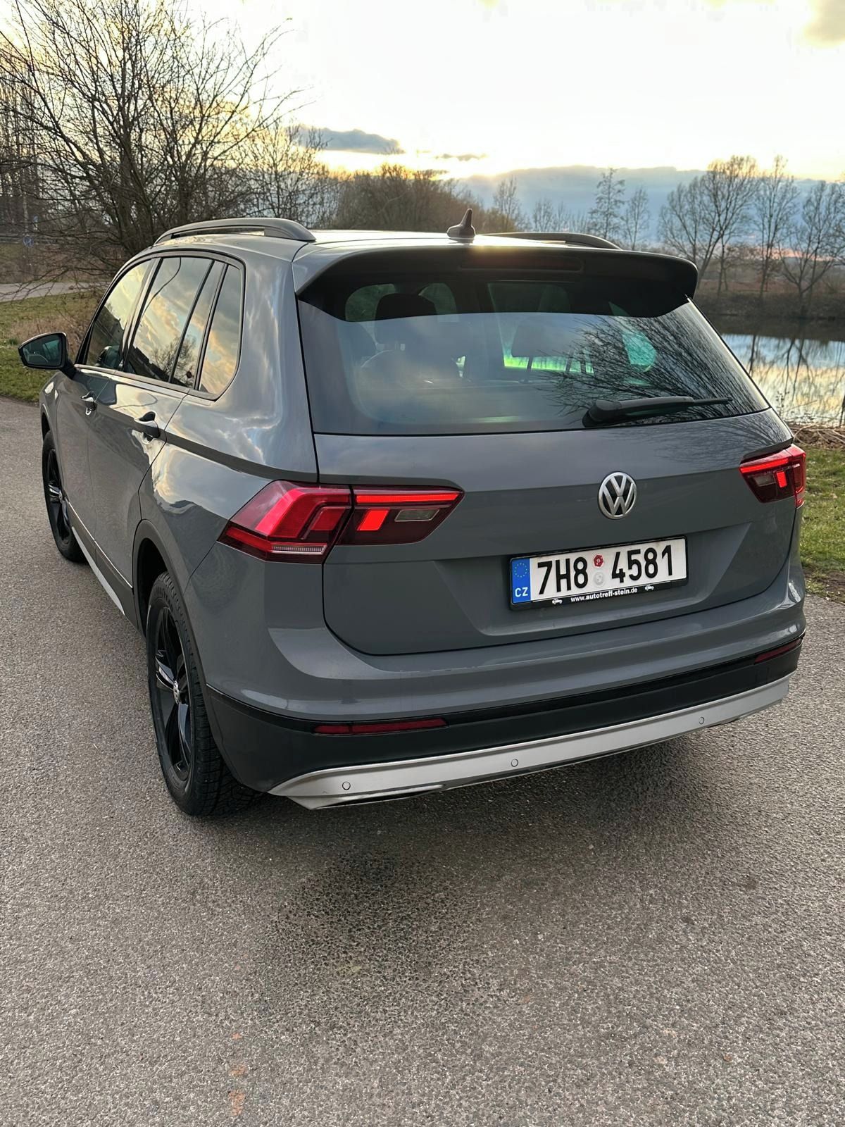 Volkswagen Tiguan - fotka 4