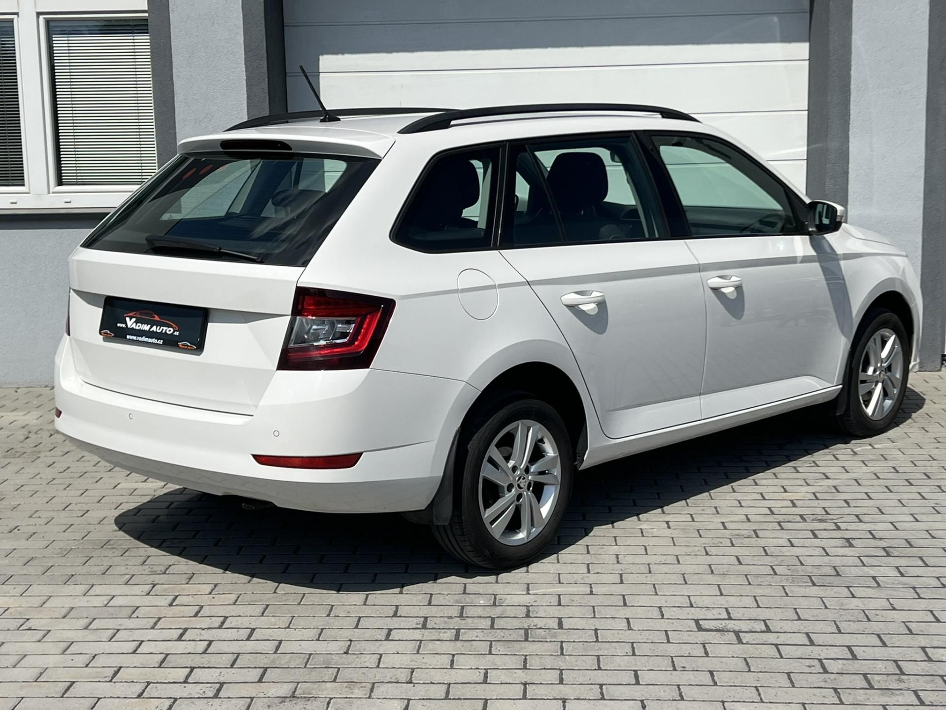 Škoda Fabia, 1.0 TSI 70KW STYLE ČR 1MAJITEL - fotka 4