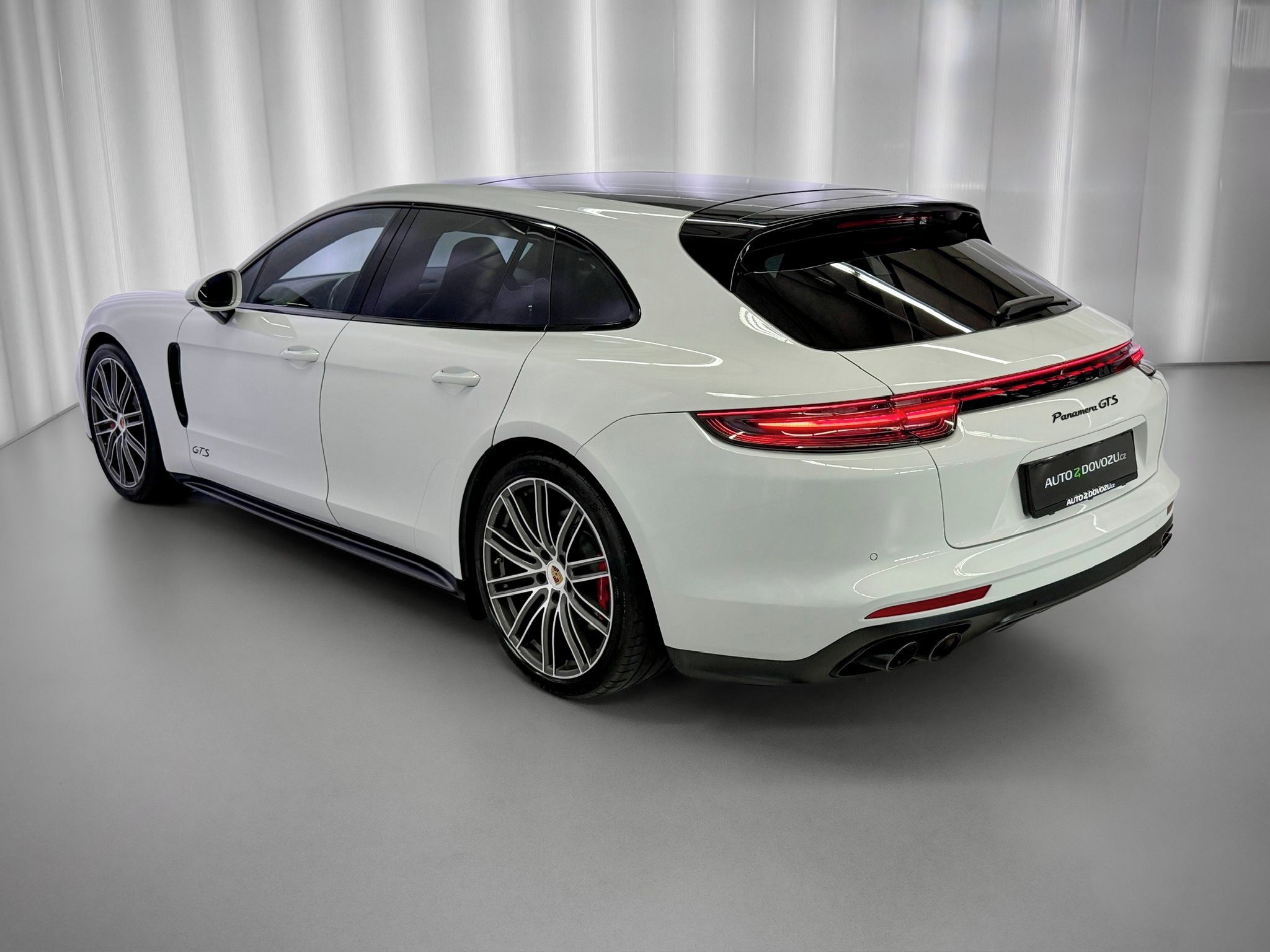 Porsche Panamera, GTS 338KW SPORT TURISMO - fotka 5