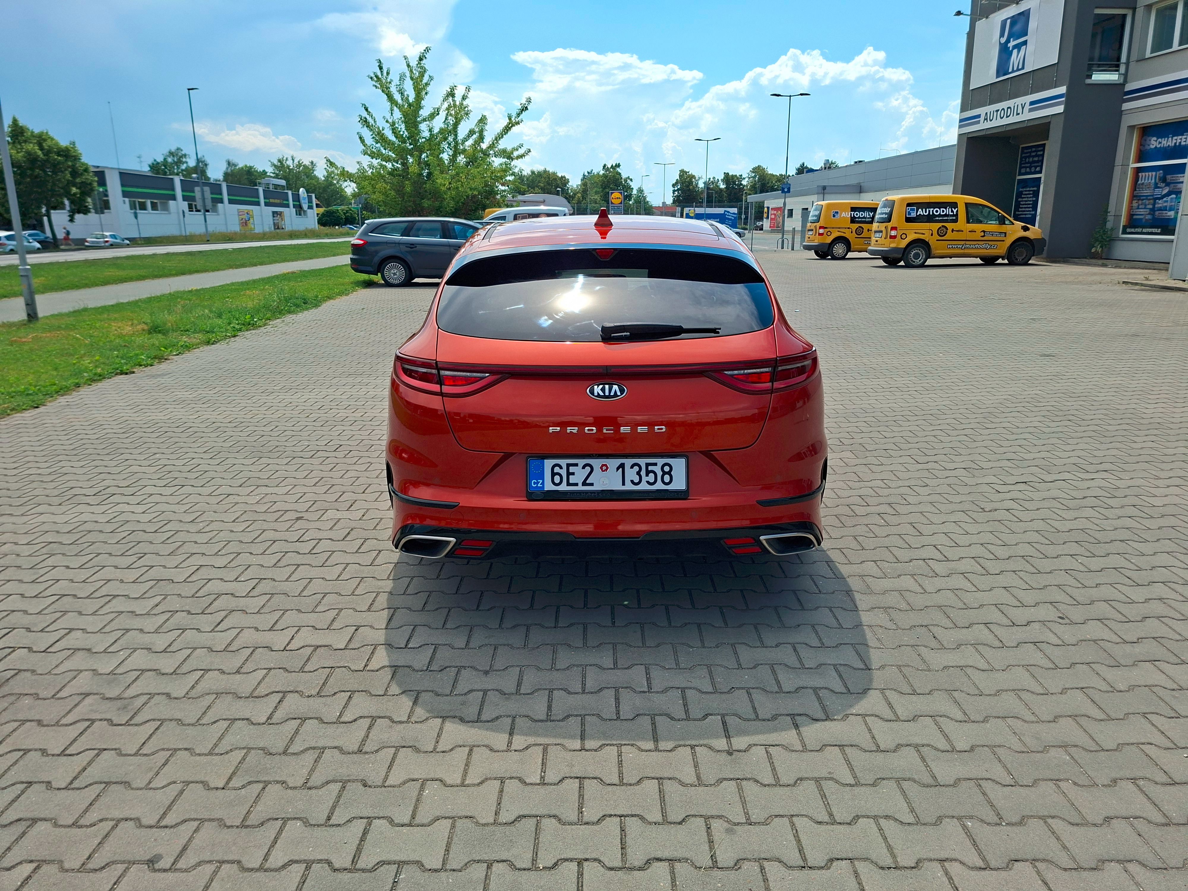 Kia ProCeed, 1.6 T-GDI GT (150 kW) - fotka 5