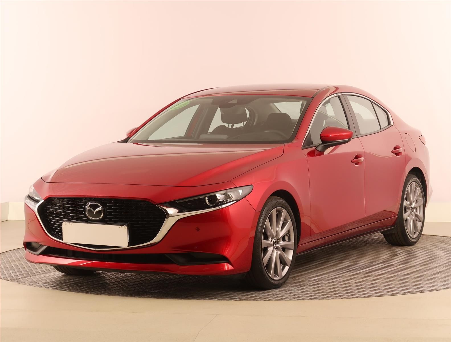 Mazda 3, 2.0 Skyactiv-G, ČR,1.maj - fotka 2