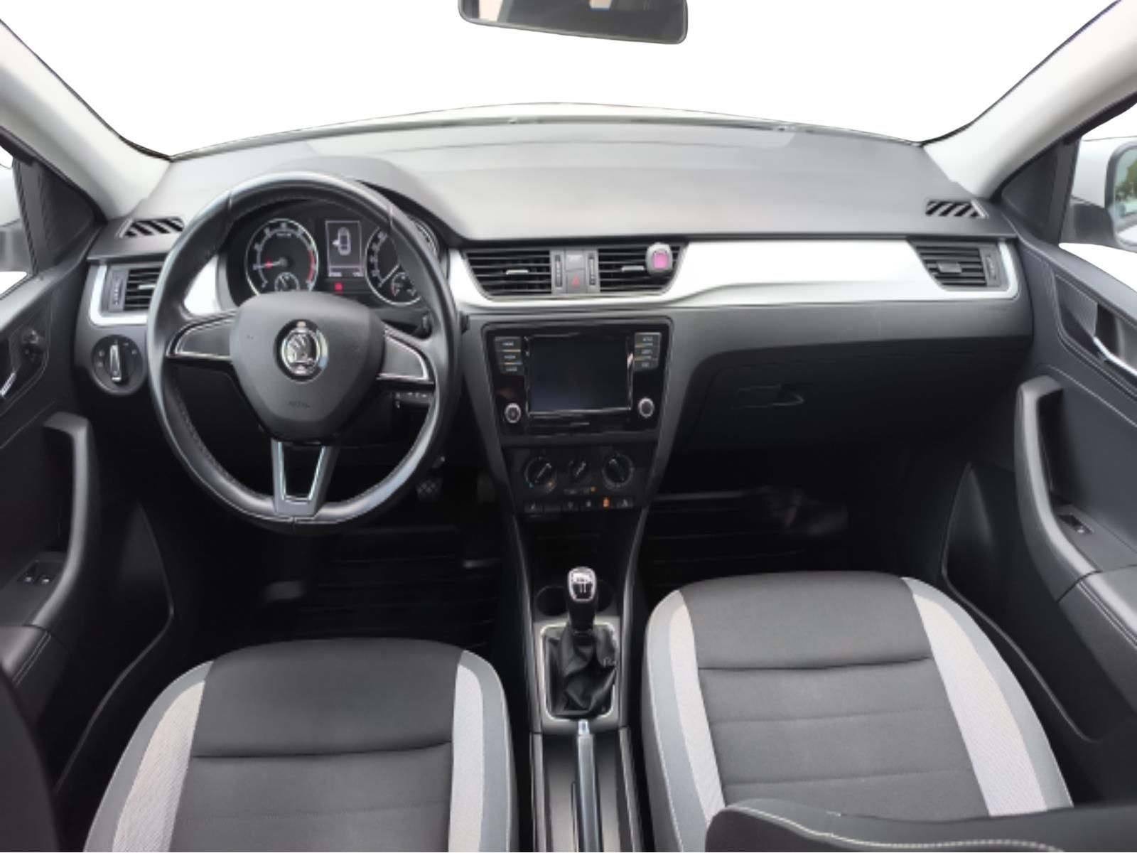 Škoda Rapid, 1.0 TSi Ambition - fotka 5