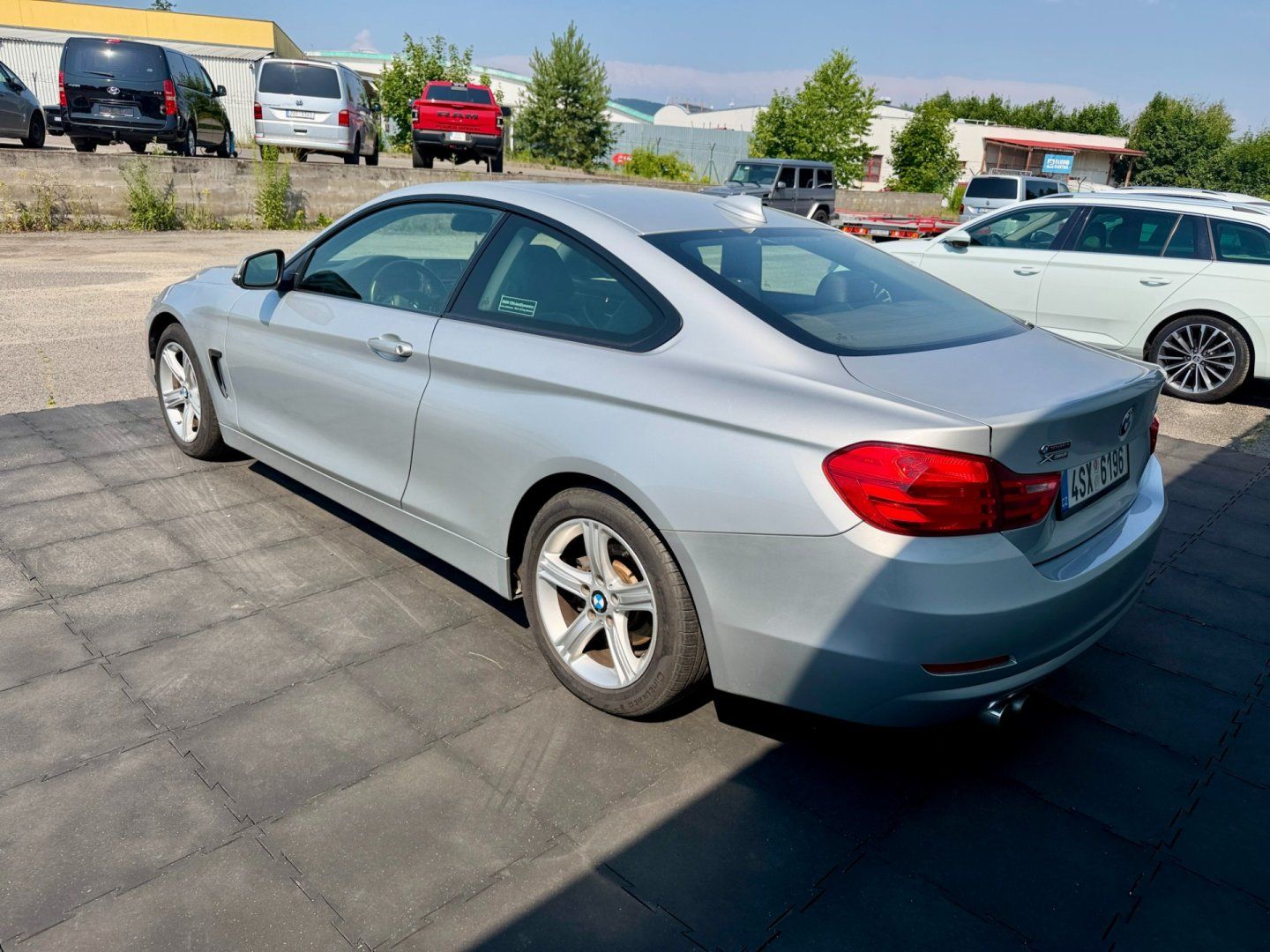 BMW Řada 4, 428i X-drive automat - fotka 5