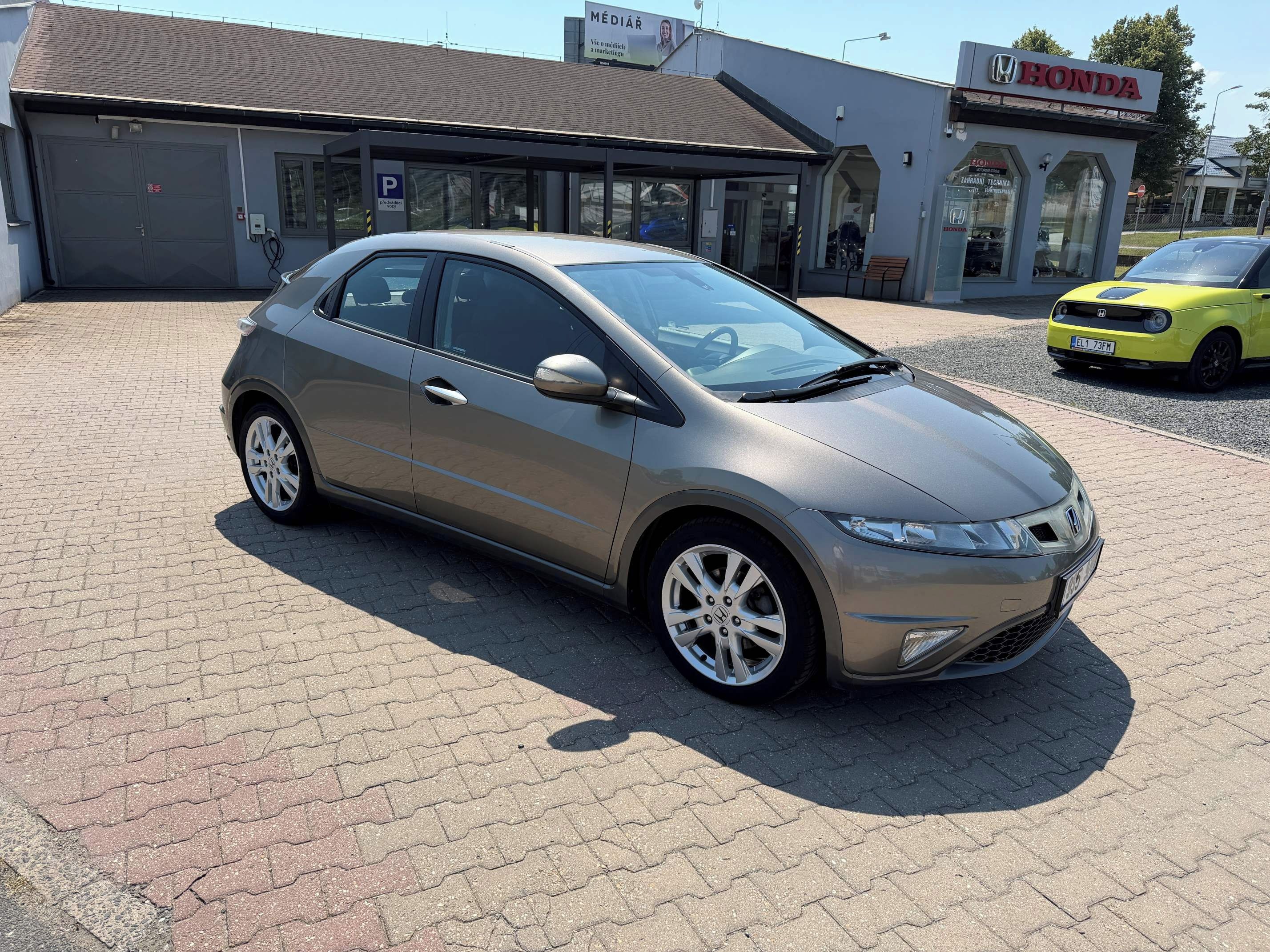 Honda Civic, 1,8 Sport 6MT