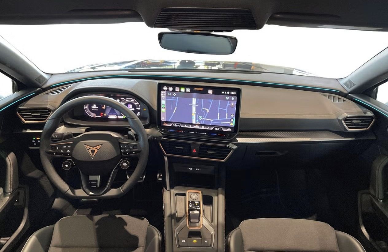 Cupra Leon, ST 1.5eTSI 110kW DSG Tažné - fotka 3