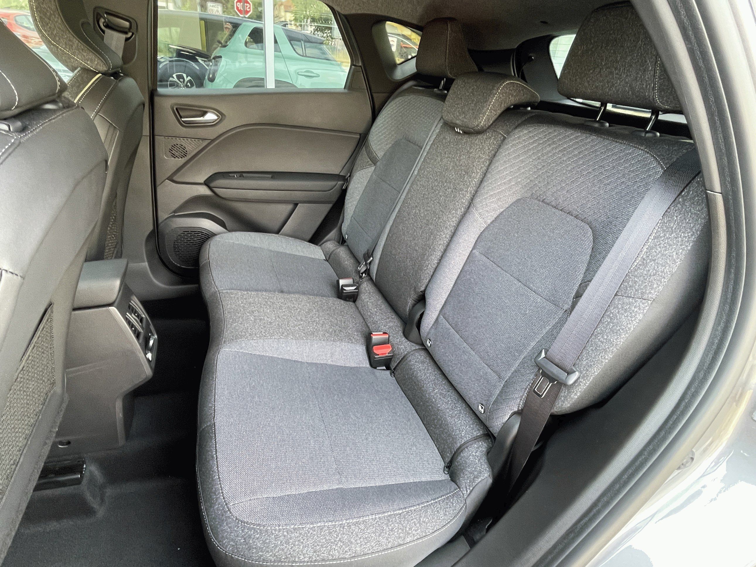 Renault Captur, TCe 90 Techno - fotka 4