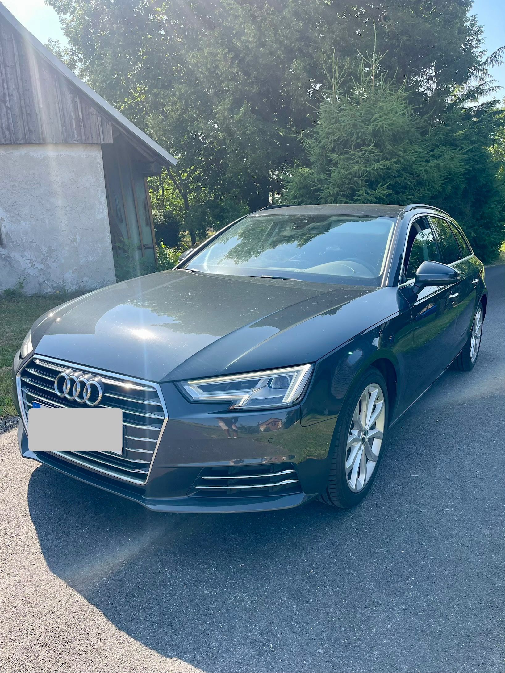 Audi A4 Avant, Audi A4B9 Avant 2.0TDI 110KW - fotka 3