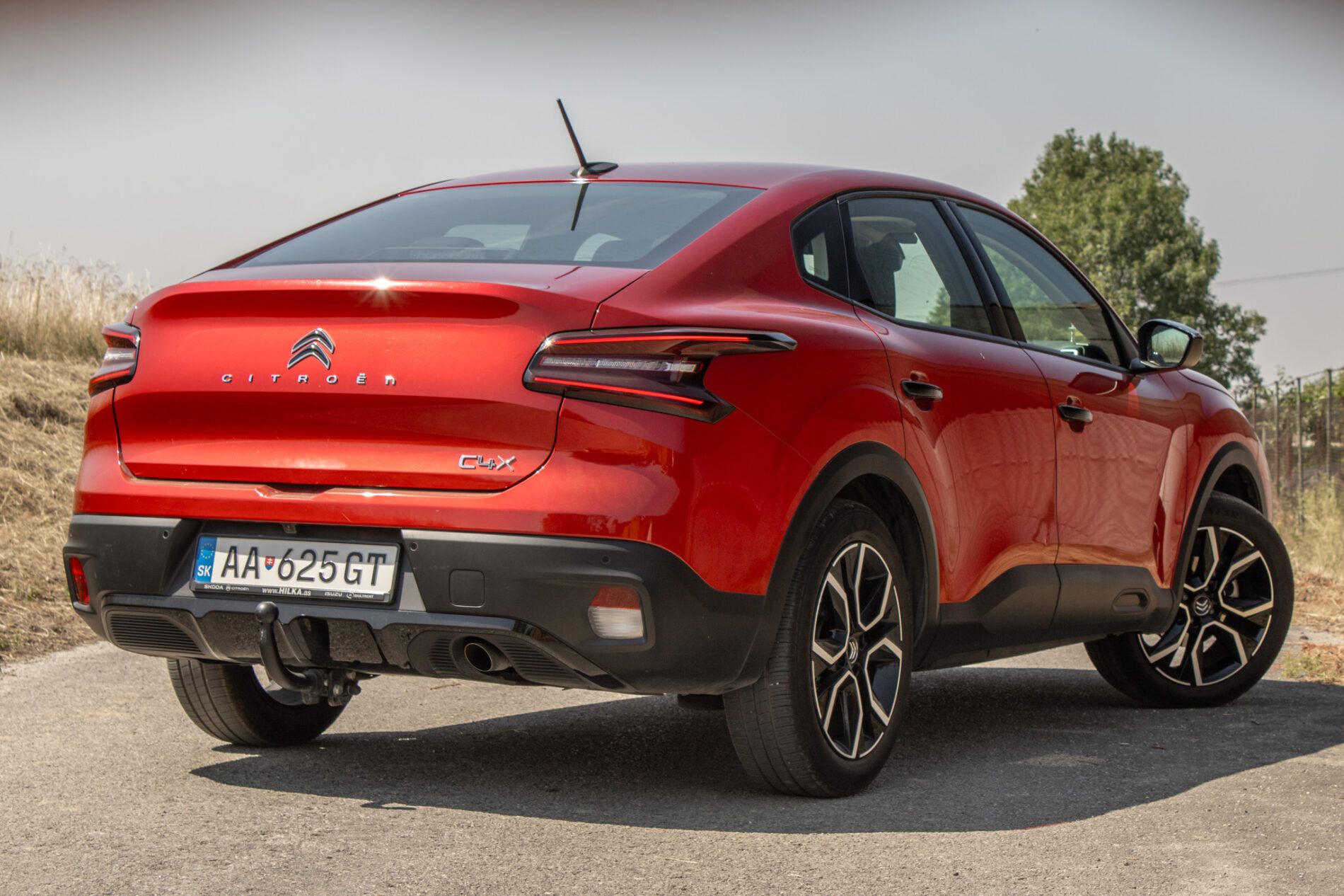 Citroën C4 X - fotka 4