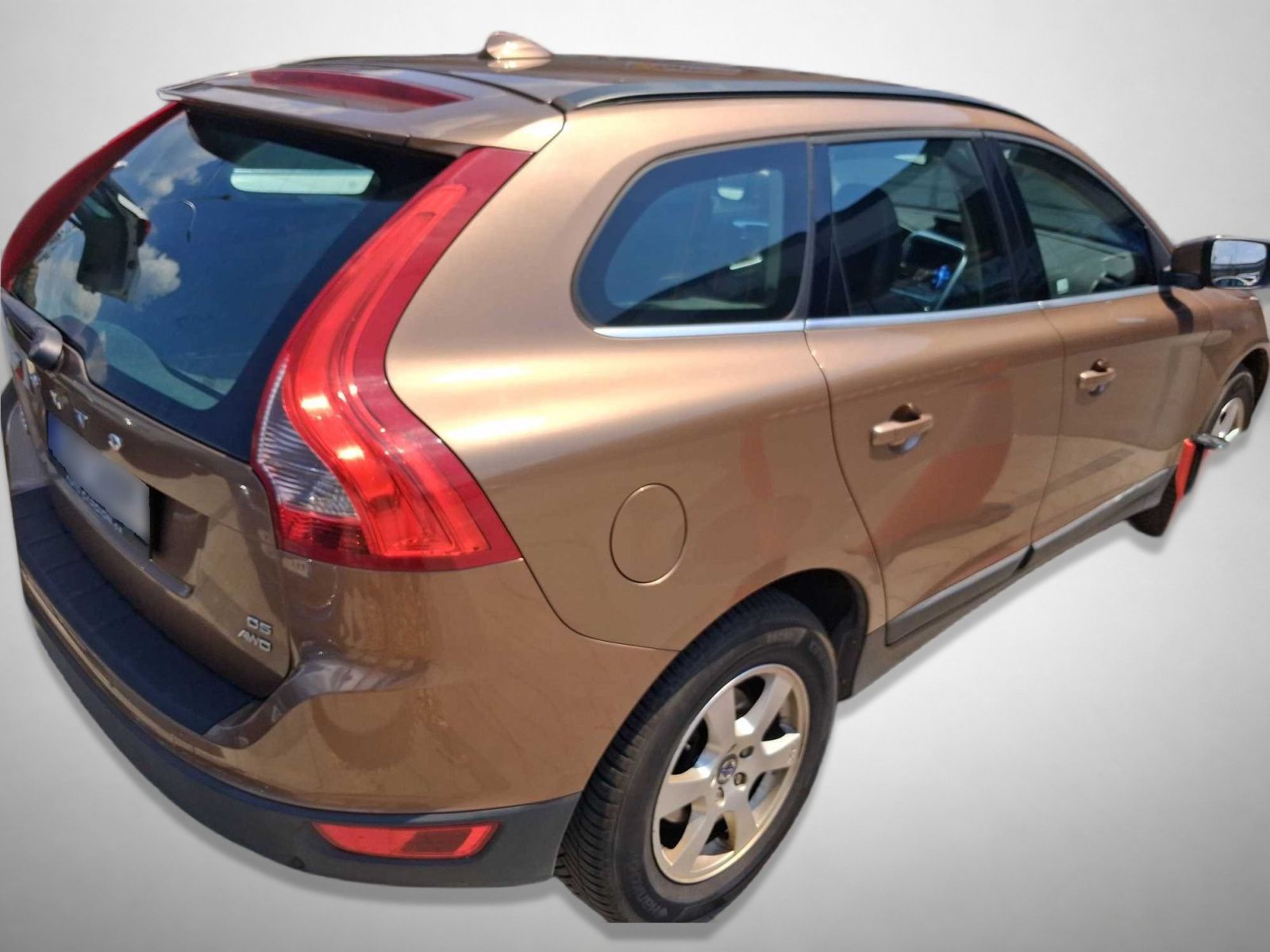 Volvo XC60, D5, 4X4, Automat, Serv.kniha - fotka 2
