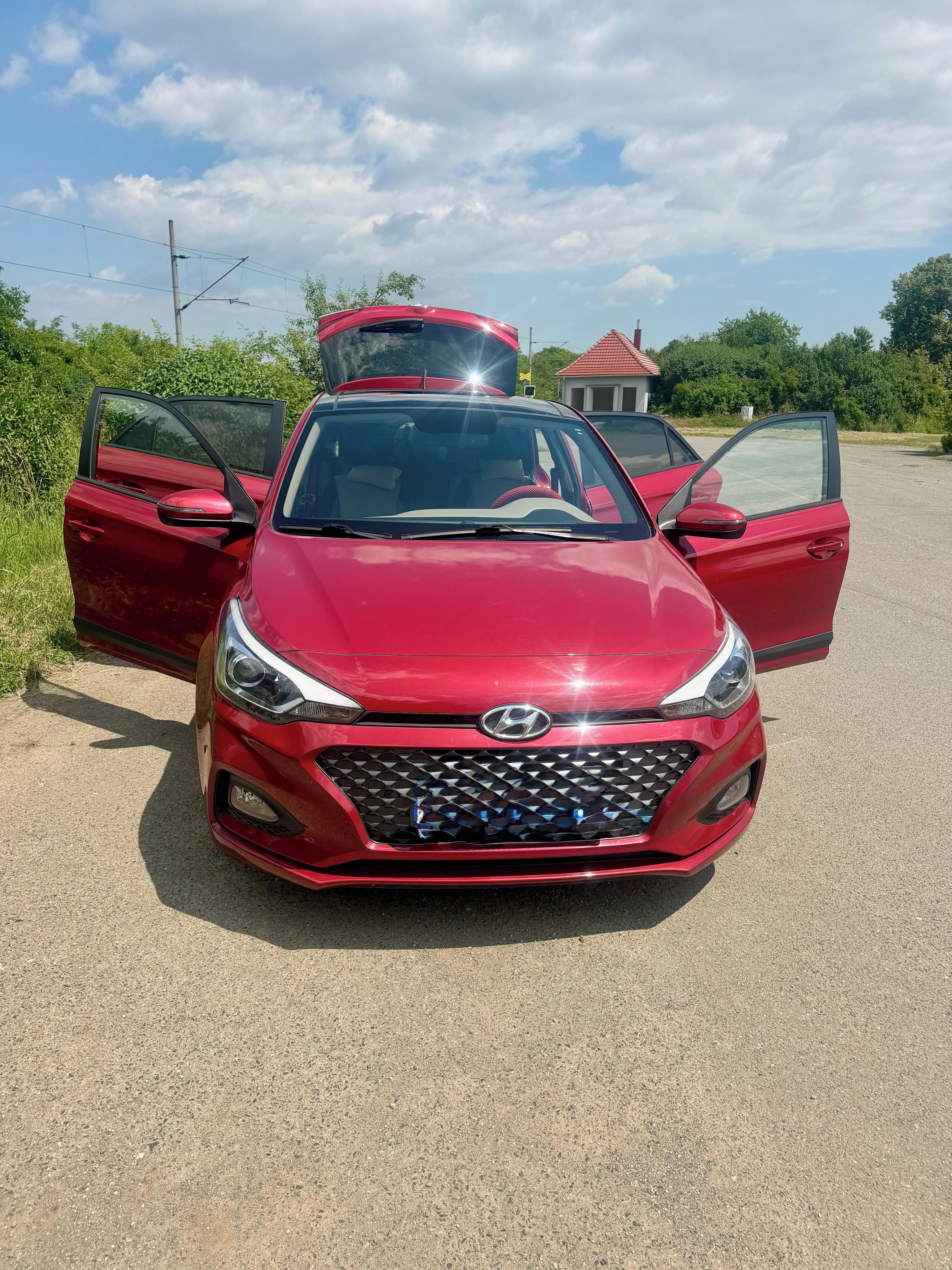 Hyundai i20, Hyundai i20 1.4 - Benzin - fotka 2