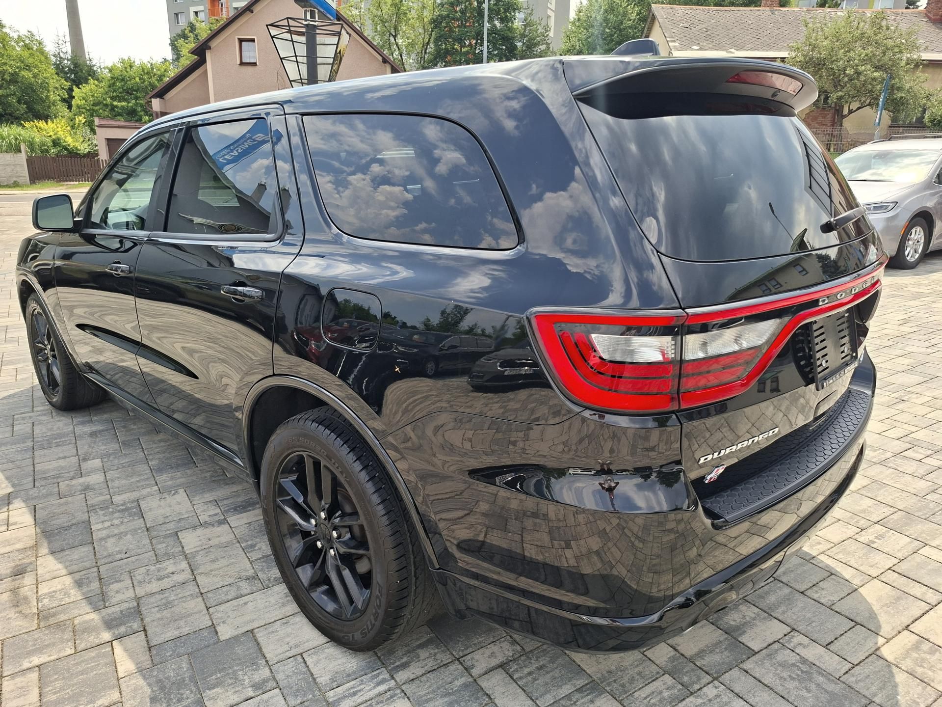 Dodge Durango, 5,7L V8 4x4,Top výbava, 7 míst - fotka 5