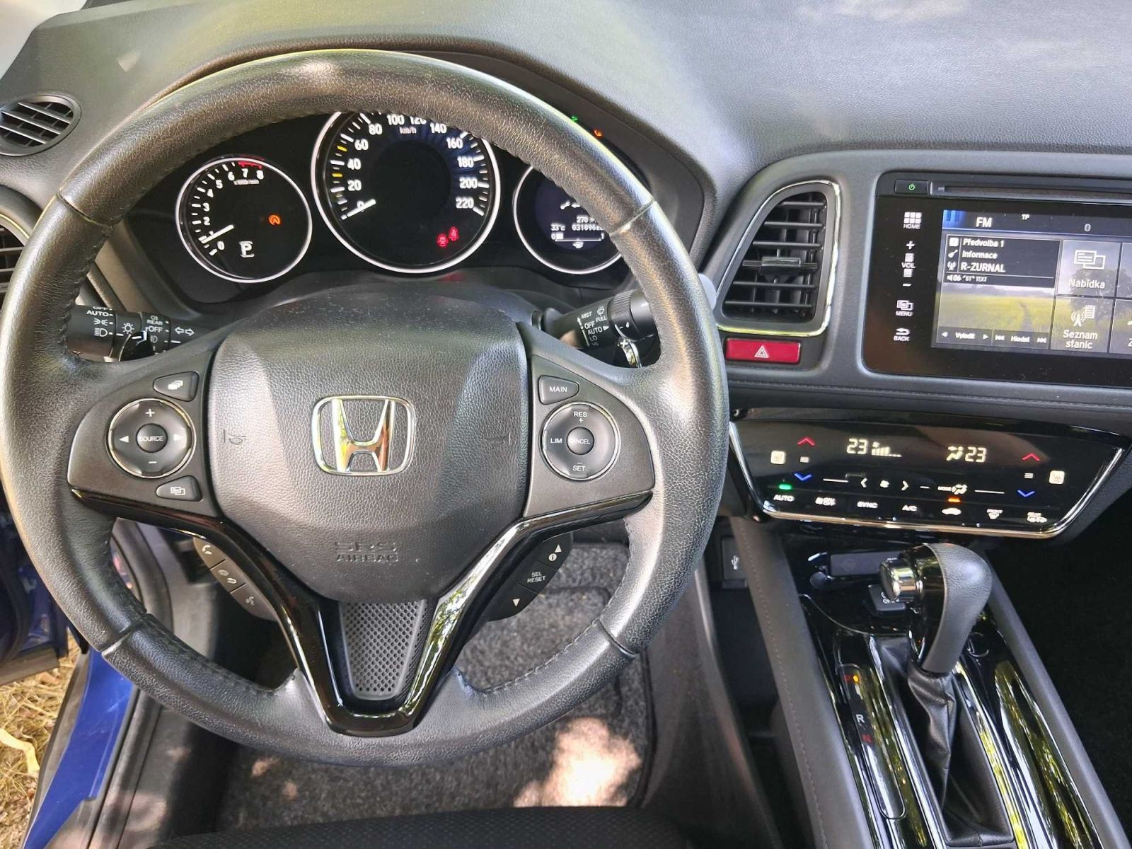 Honda HR-V, 1.5 i-VTEC, Elegance, Automat - fotka 3