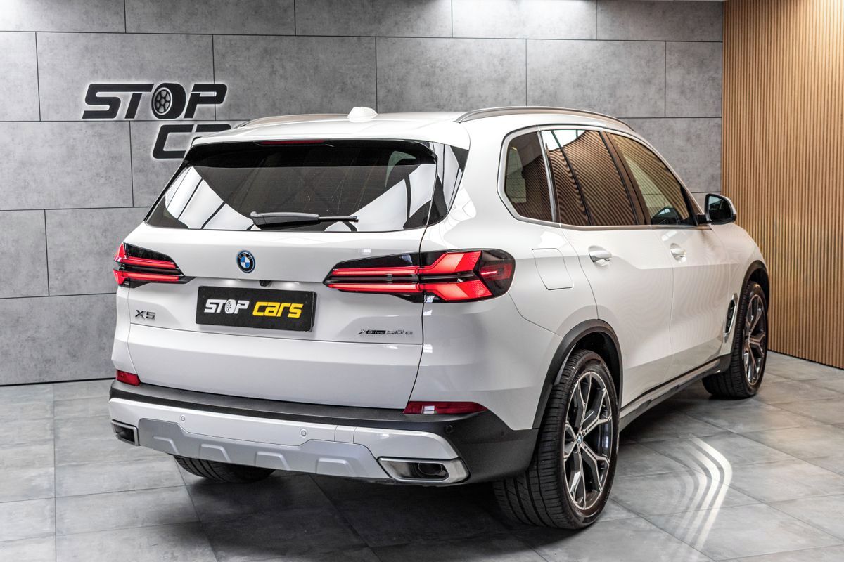 BMW X5, xDrive50e ZÁRUKA*AIR*TANŽÉ*ČR - fotka 6