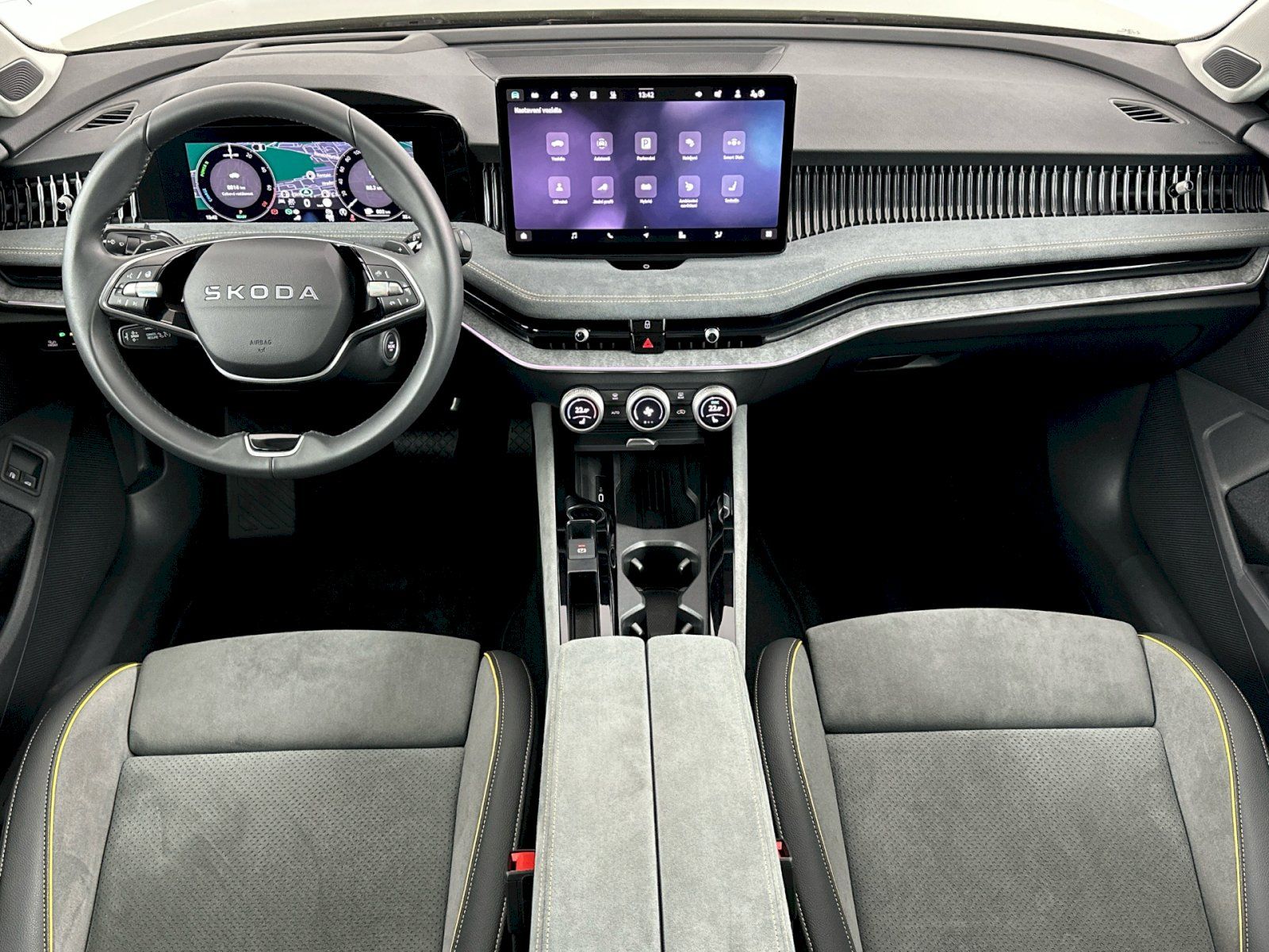 Škoda Superb, iV DSG 1.5TSI 150kW Selection - fotka 5