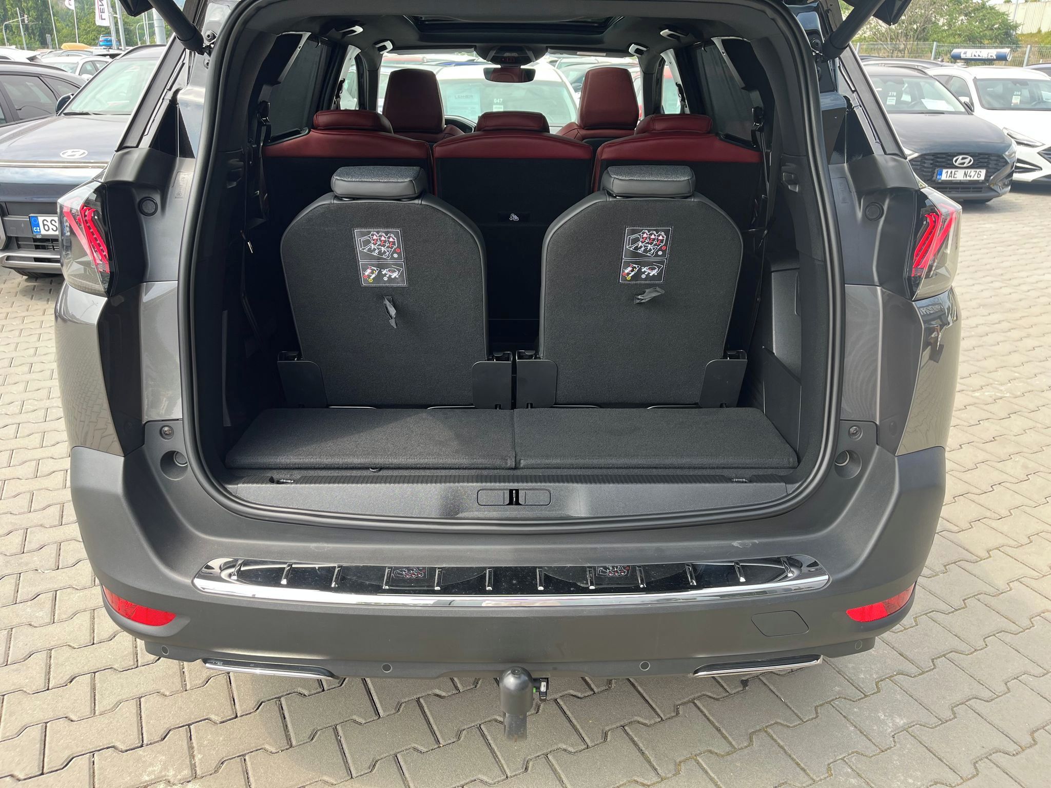 Peugeot 5008, 1.6 PureTech/133kW GT AT - fotka 4