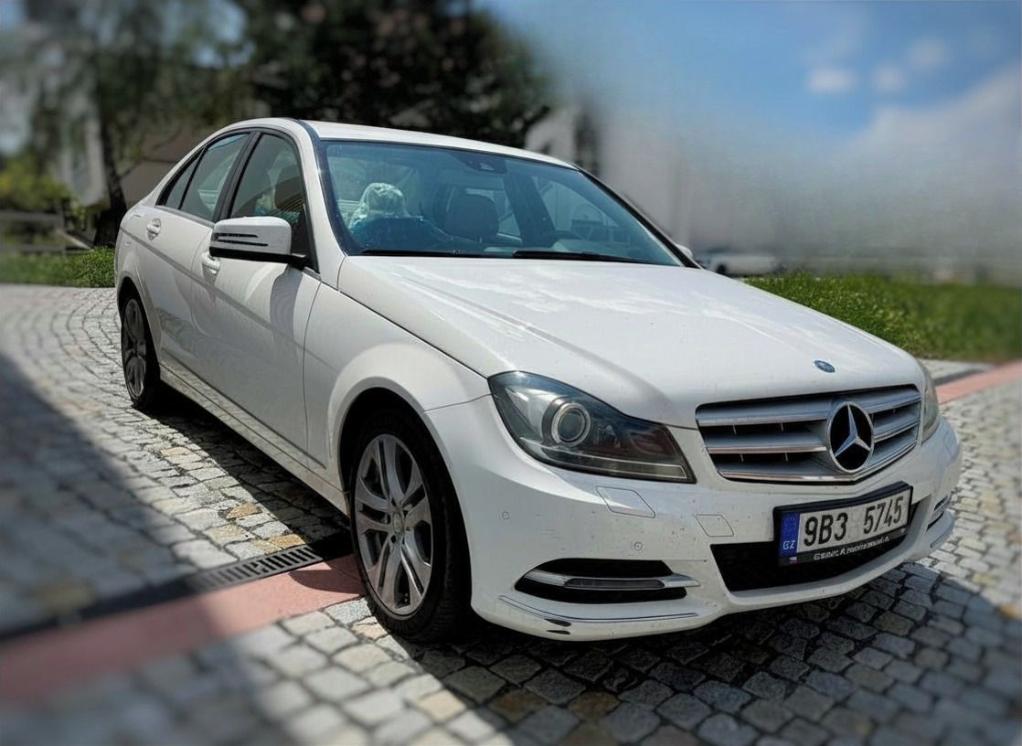 Mercedes-Benz Třídy C, Mercedes C 220 CDI 4MATIC