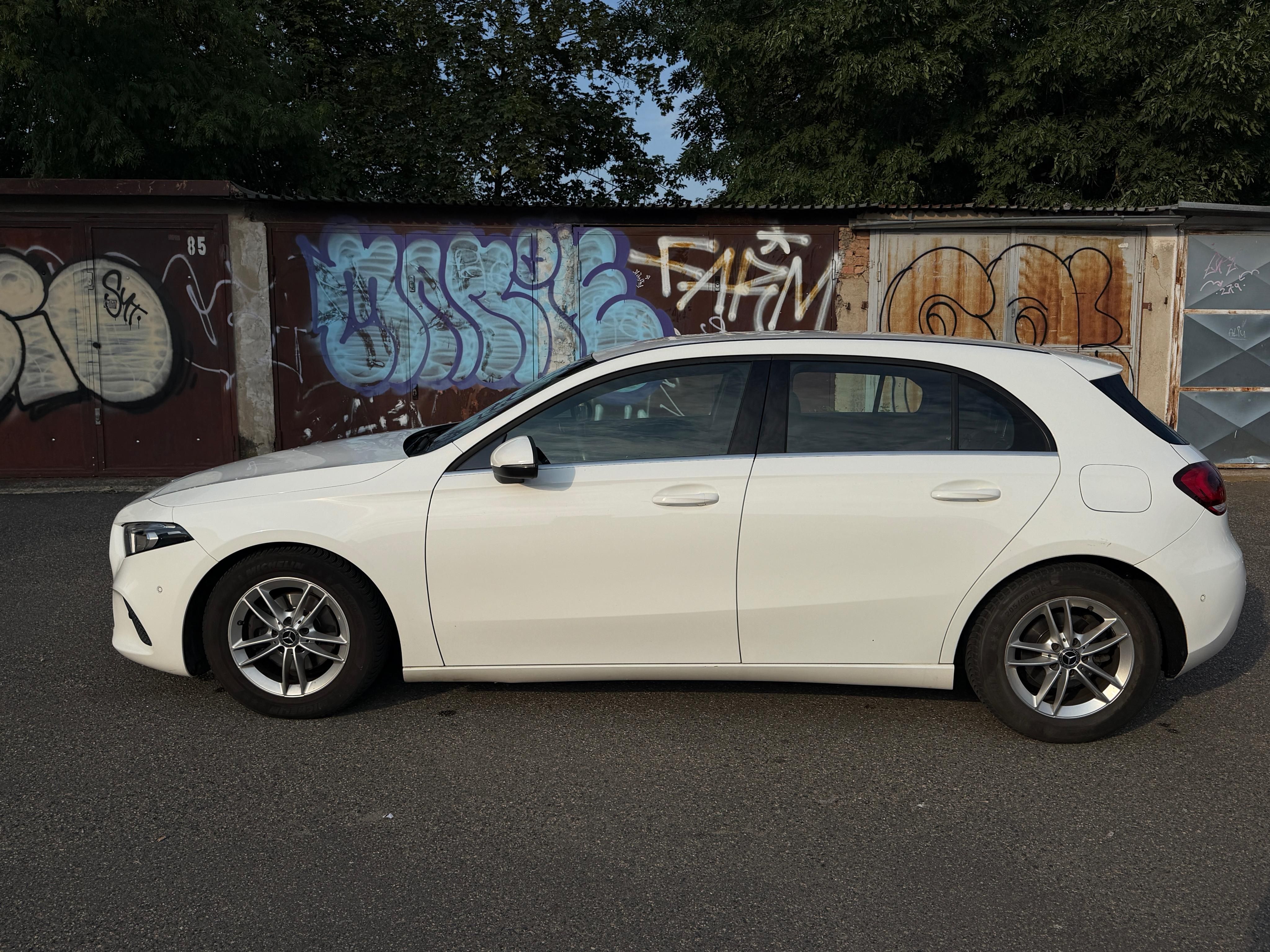 Mercedes-Benz Třídy A, Mercedes-Benz A180 - fotka 6