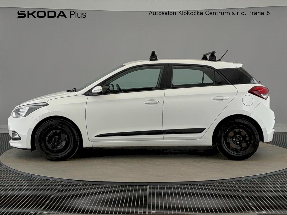 Hyundai i20, i55 kW Family Club - fotka 3