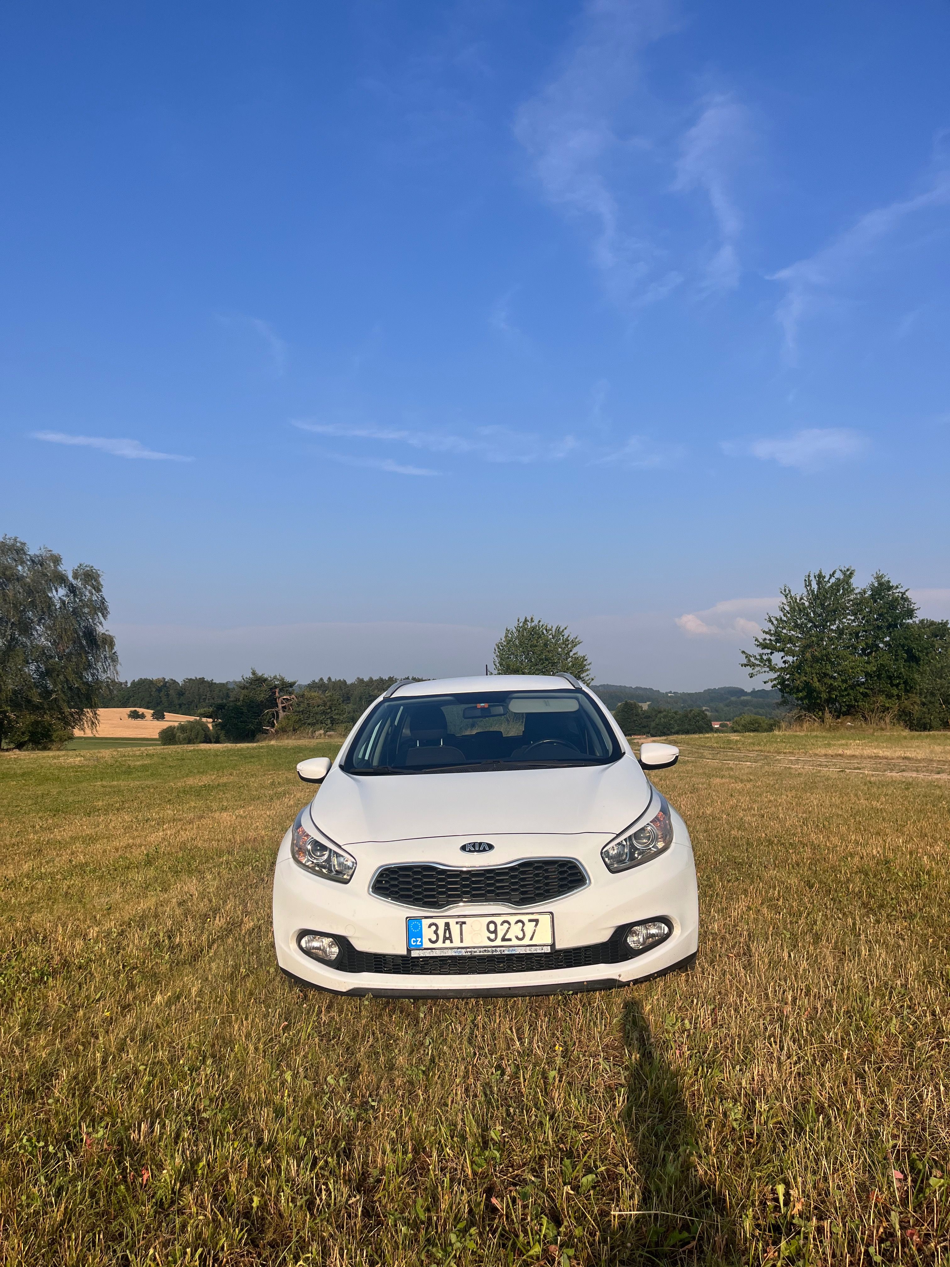 Kia Cee´d, 1.6 GDI - fotka 2