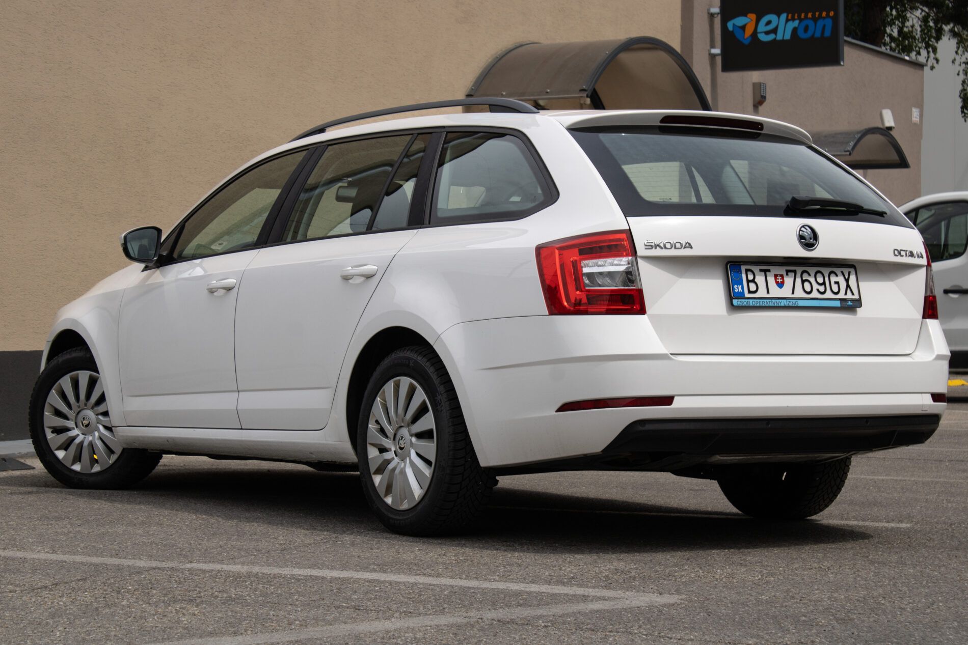 Škoda Octavia - fotka 4